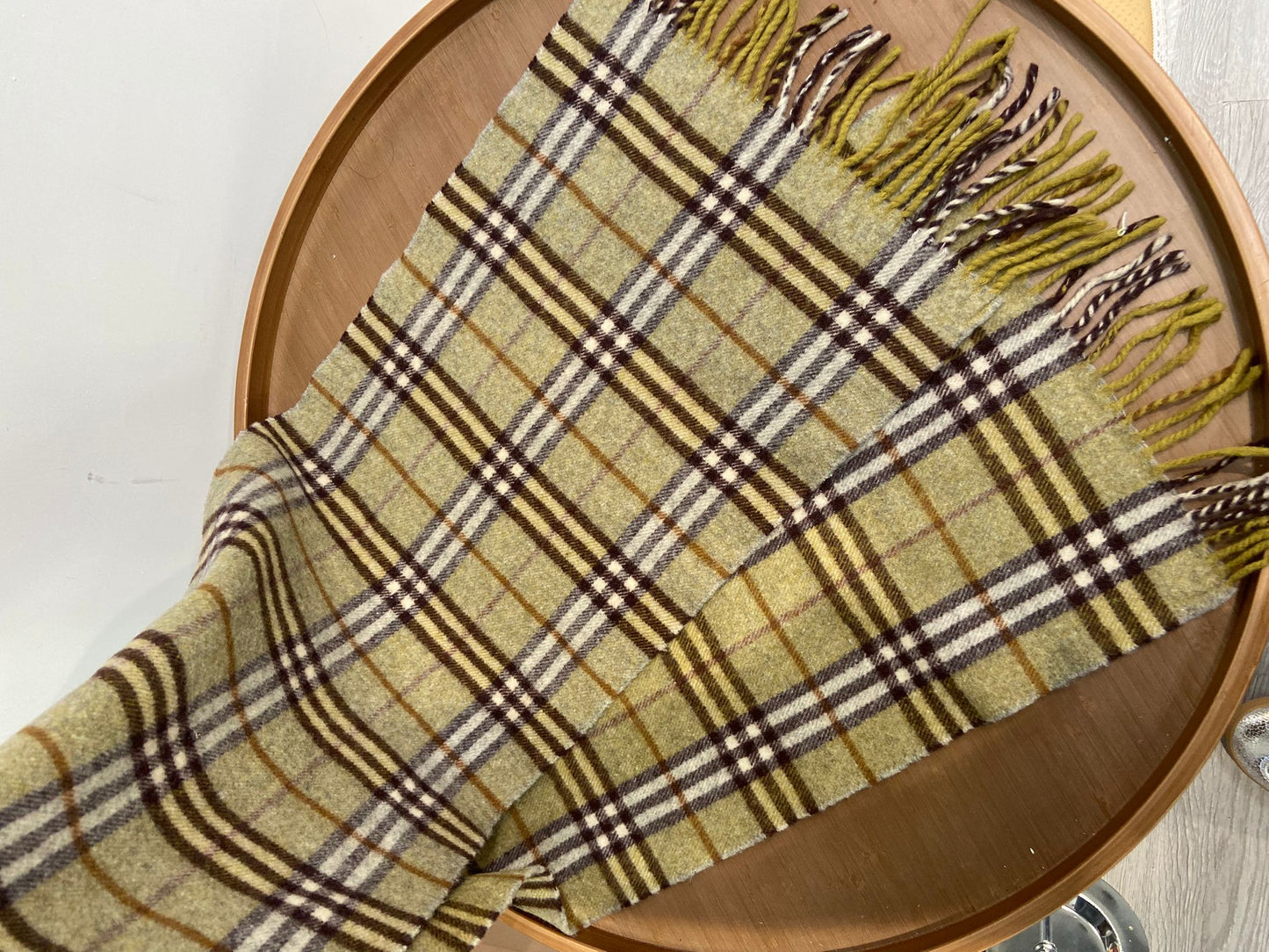 Burberry 灰綠色 格仔羊絨圍巾