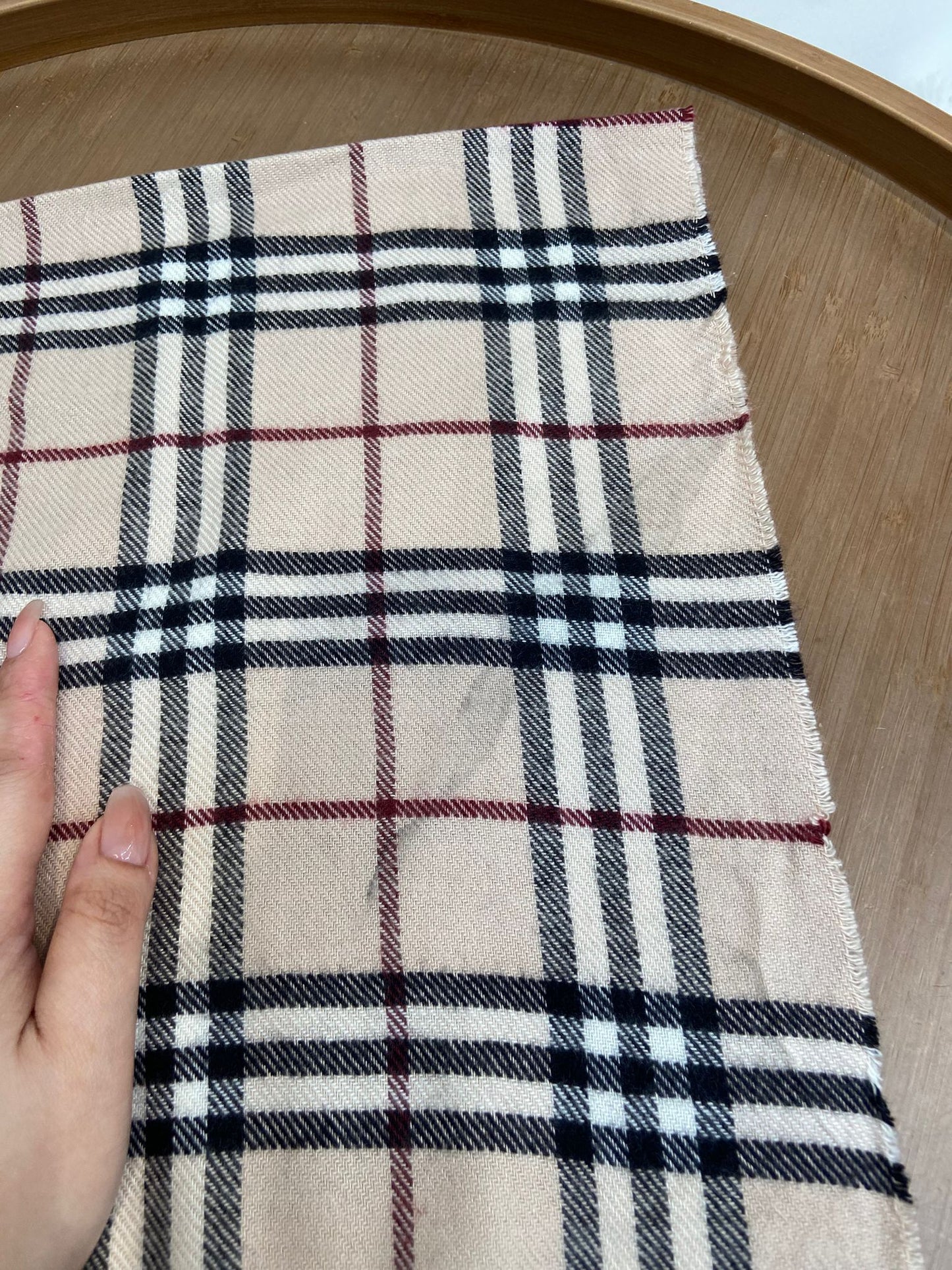 Burberry 米色 格仔羊絨頸巾