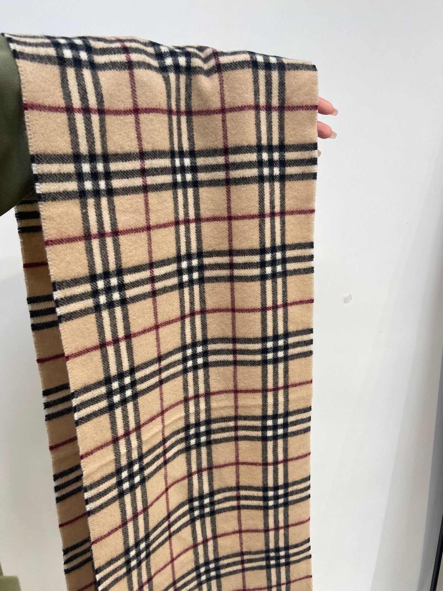 Burberry 米色 格仔羊毛頸巾