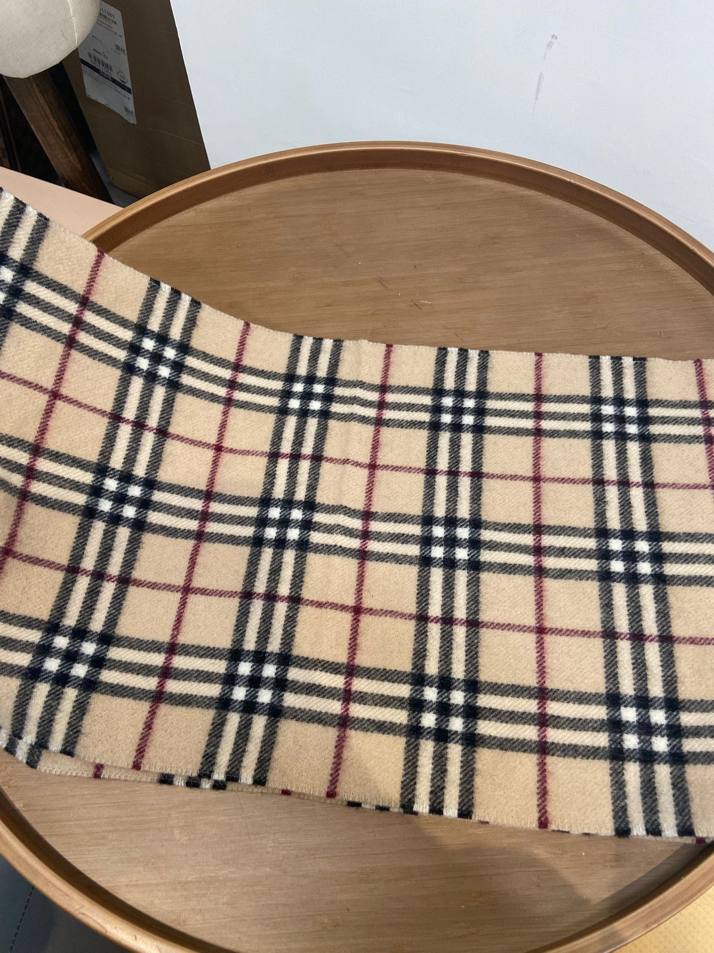Burberry 米色 格仔羊毛頸巾