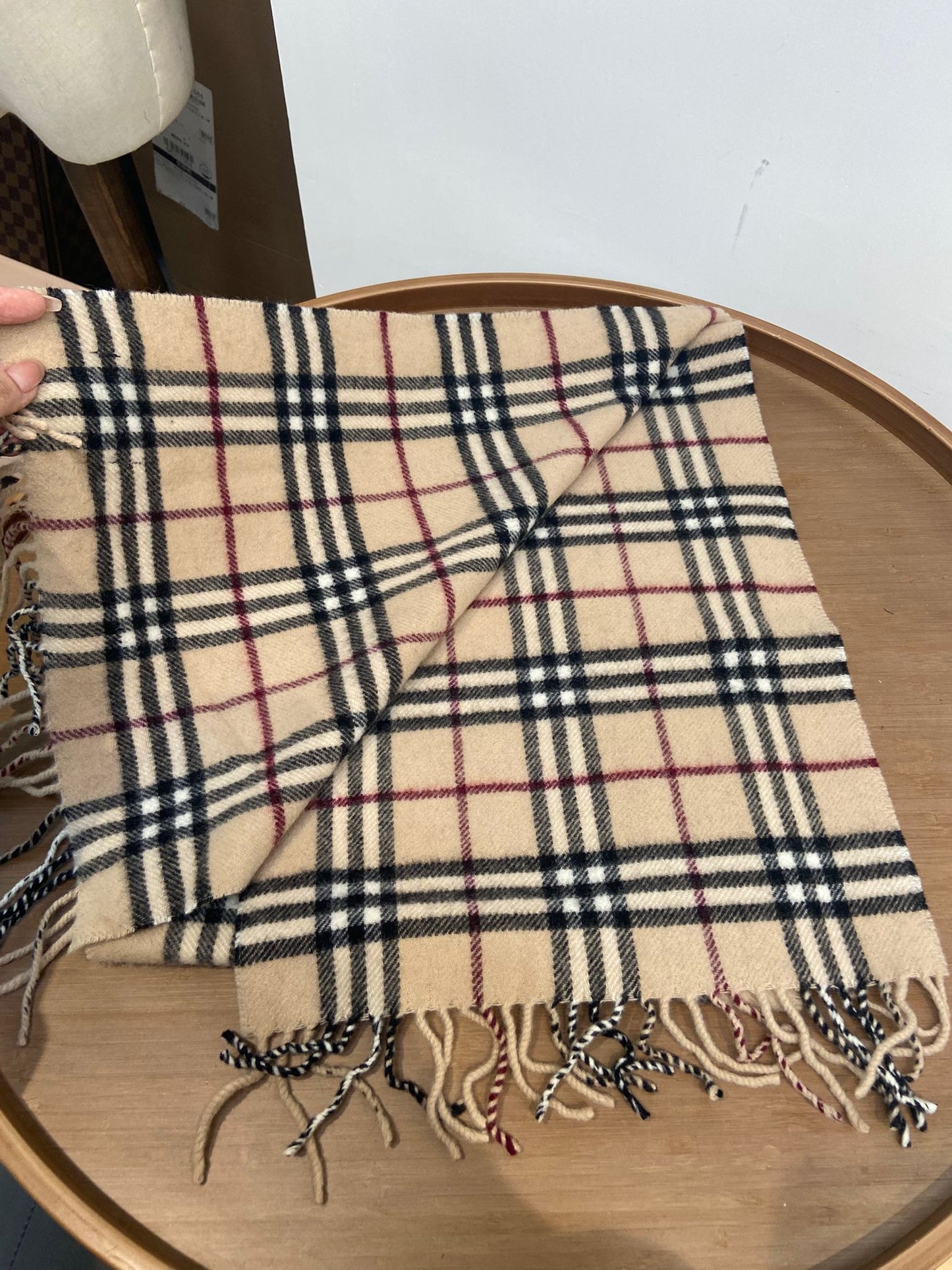 Burberry 米色 格仔羊毛頸巾