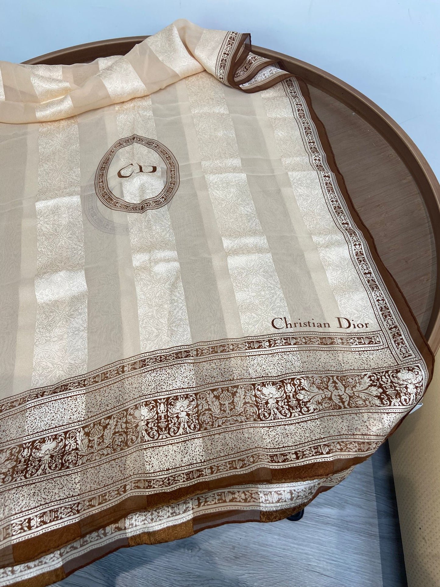 DIOR 長絲巾