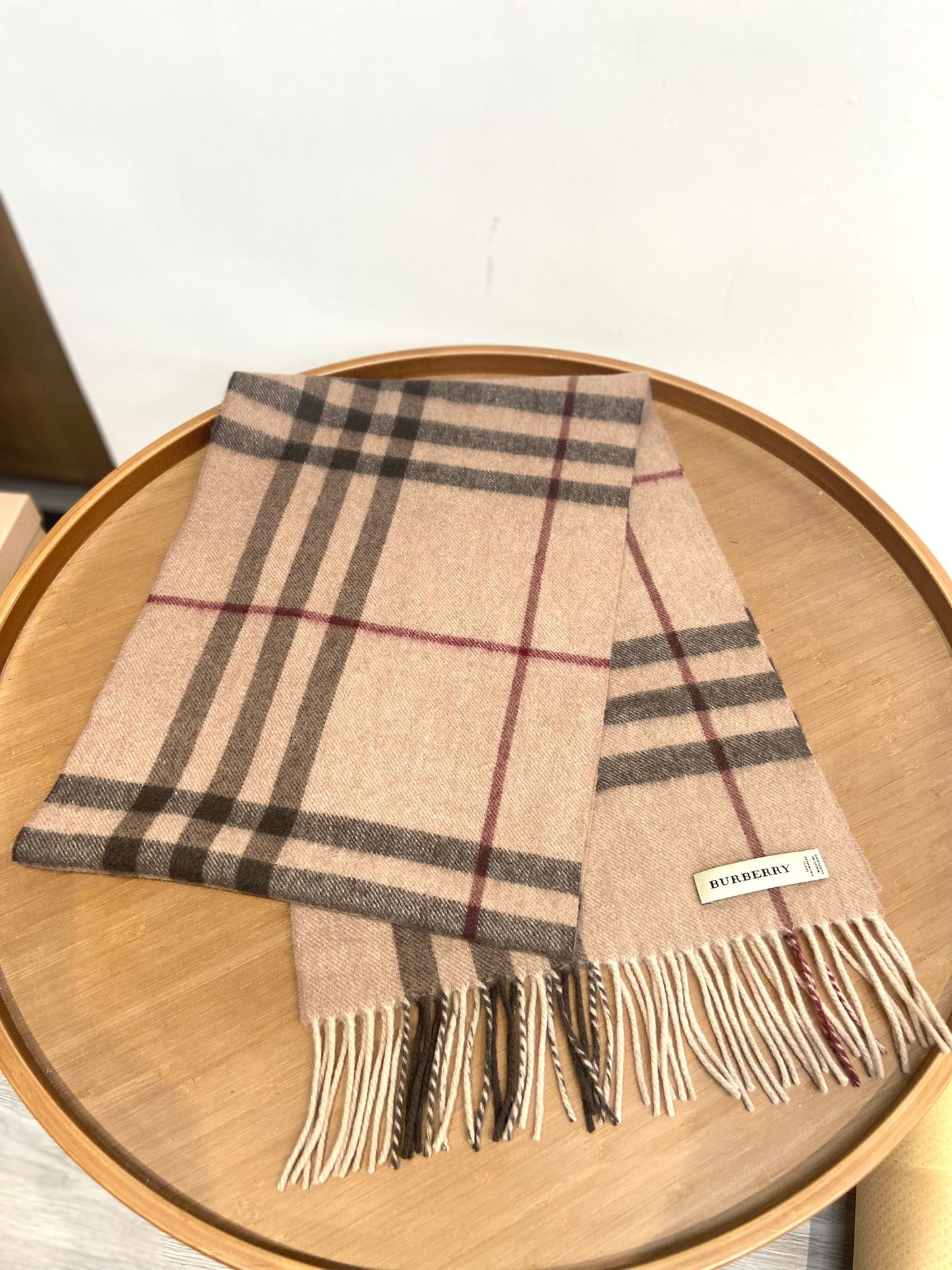 Burberry 奶茶啡 大格羊絨圍巾