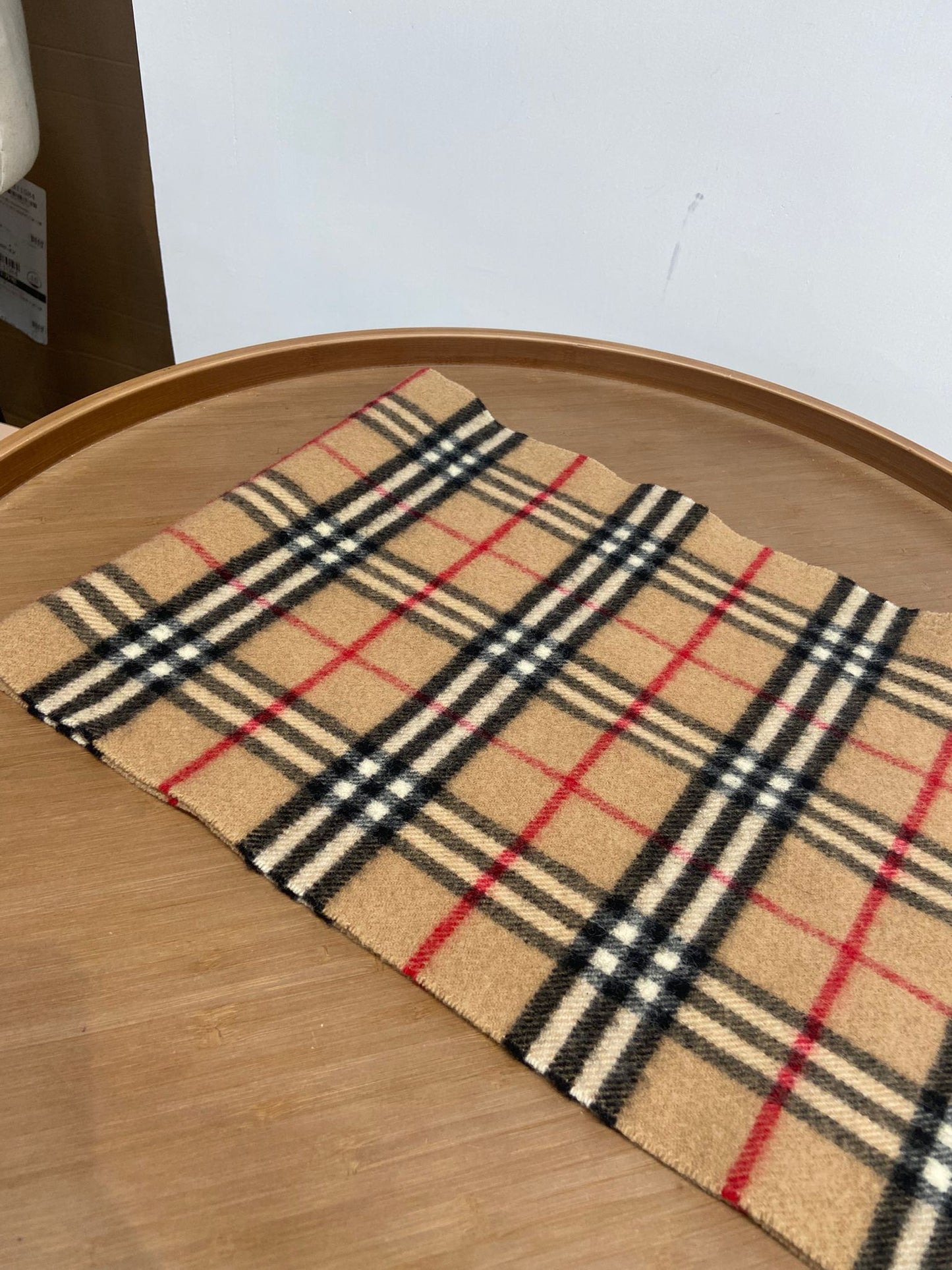 Burberry 啡色 格仔羊毛頸巾