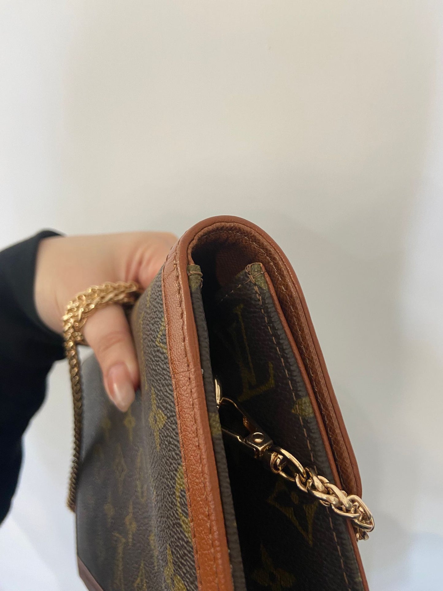Lv 老花信封包