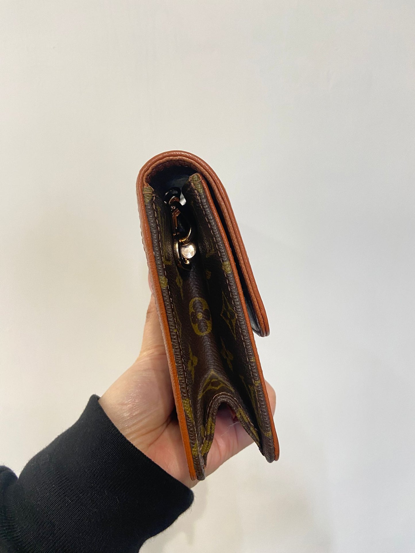 Lv 老花信封包