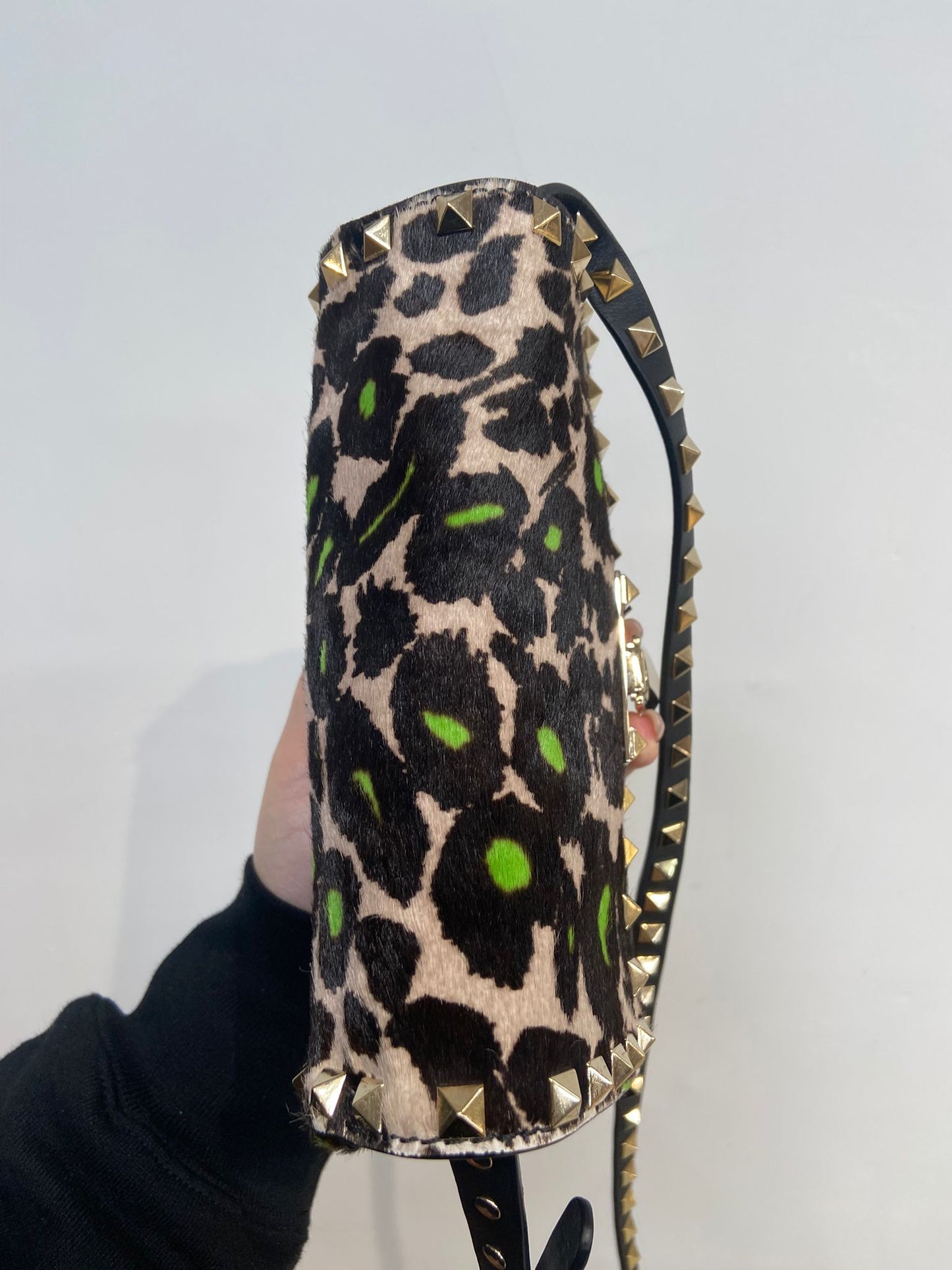 Valentino 馬毛 迷彩斜孭袋