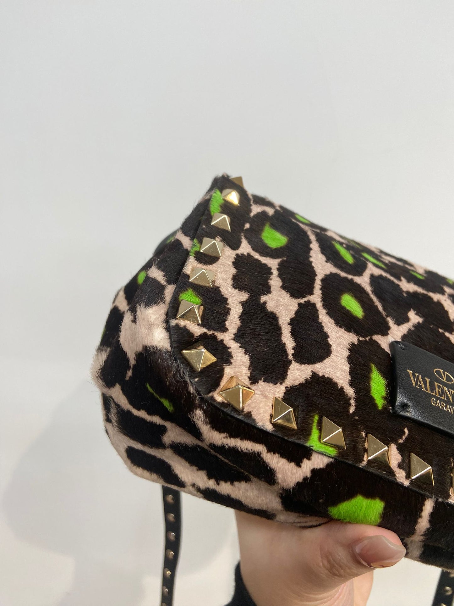 Valentino 馬毛 迷彩斜孭袋