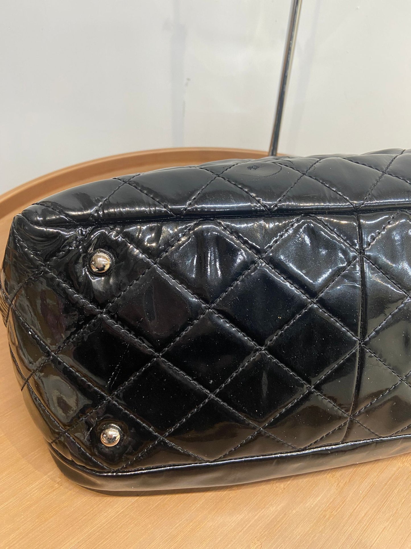 Chanel 黑色漆皮單肩tote