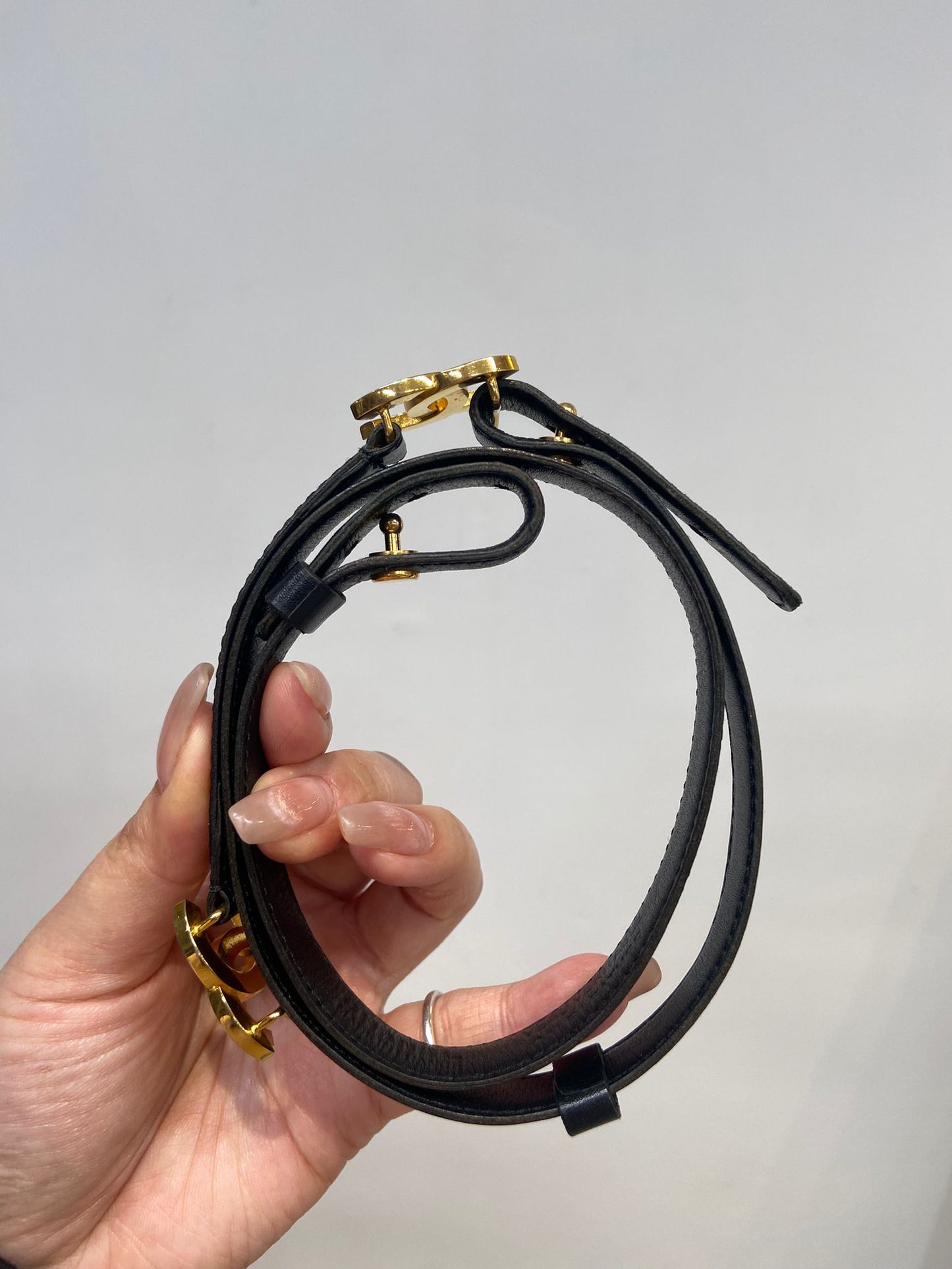 CHANEL CC 黑金皮帶