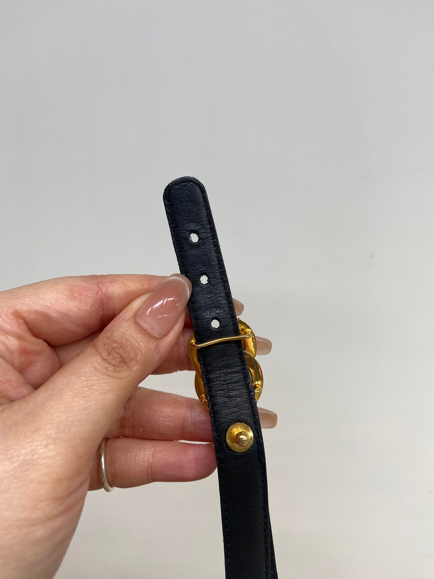 CHANEL CC 黑金皮帶