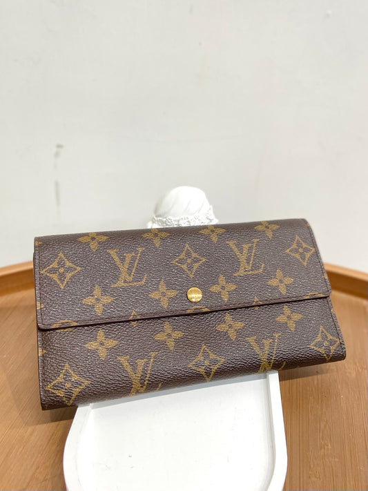 LV 老花長銀包