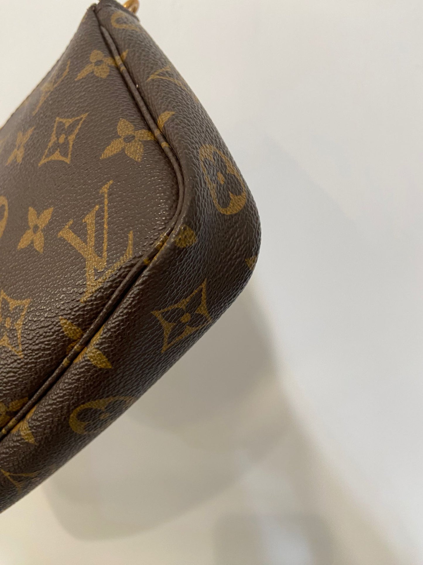 LV 麻將袋 Pochette Accessoires Monogram