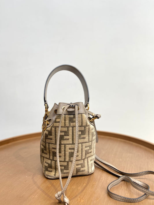 Fendi mon tresor小水桶