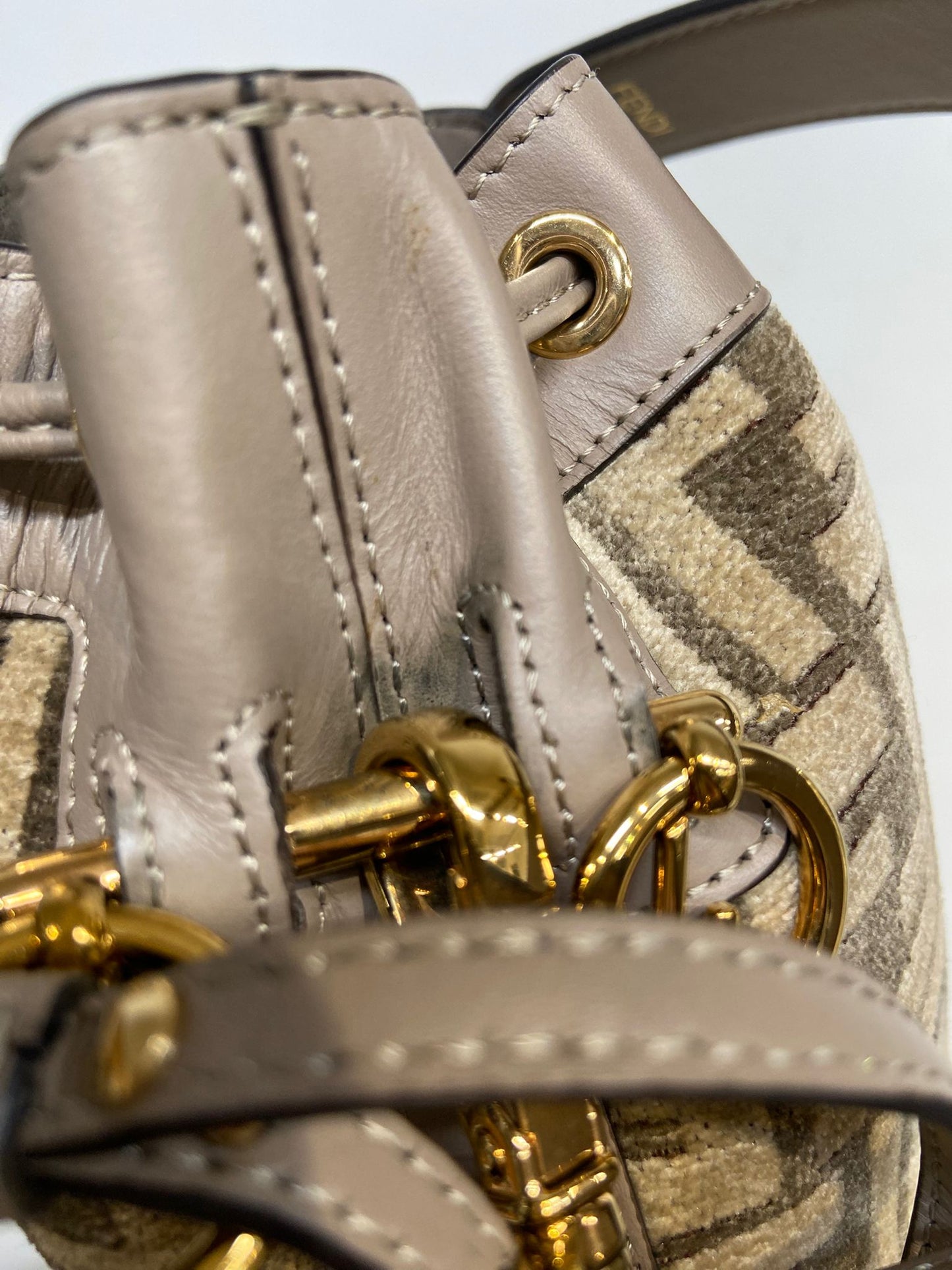 Fendi mon tresor小水桶