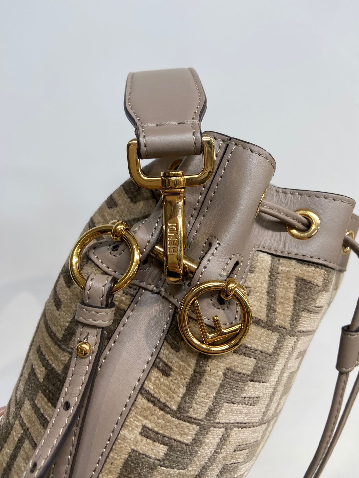 Fendi mon tresor小水桶
