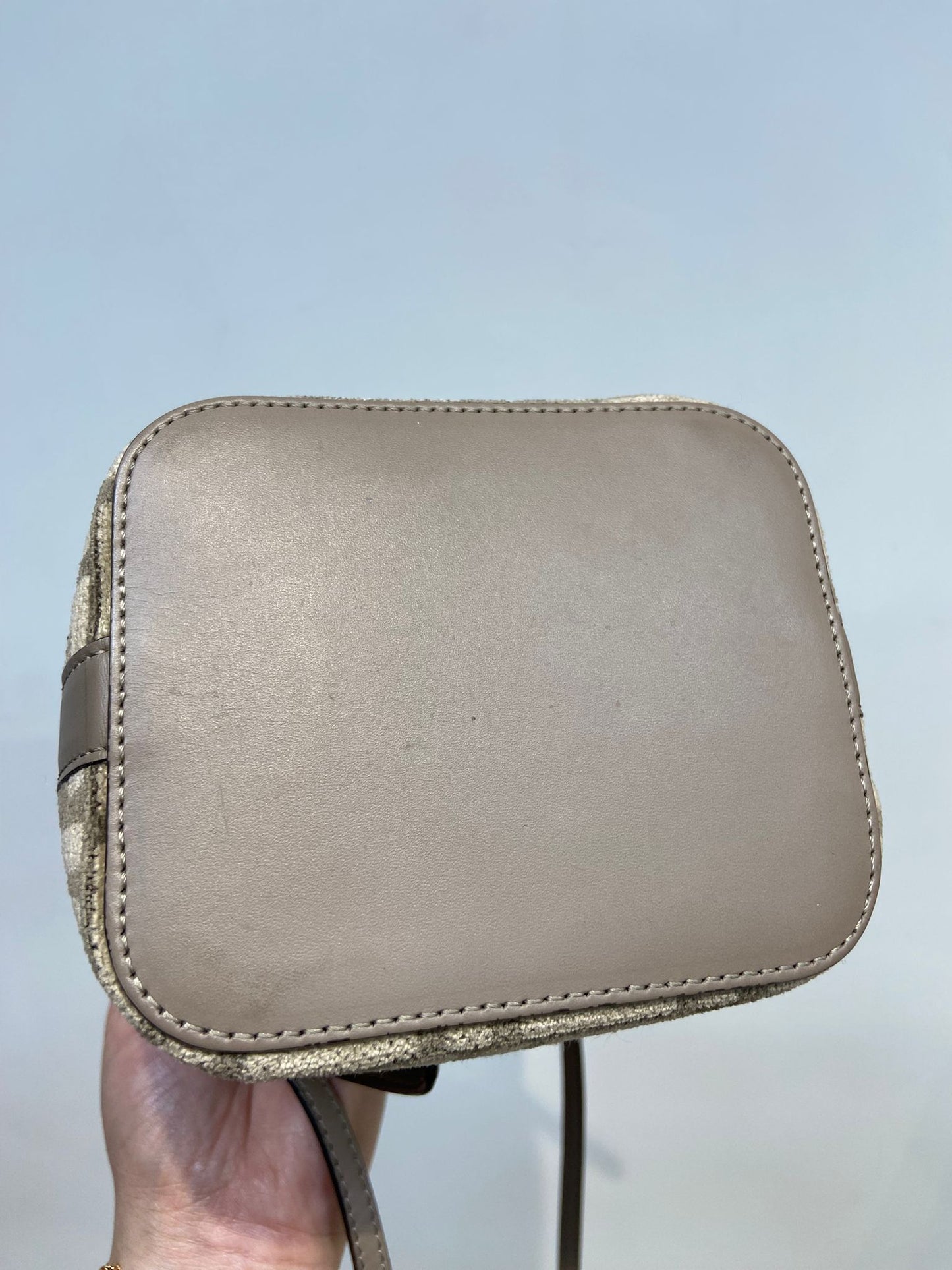 Fendi mon tresor小水桶