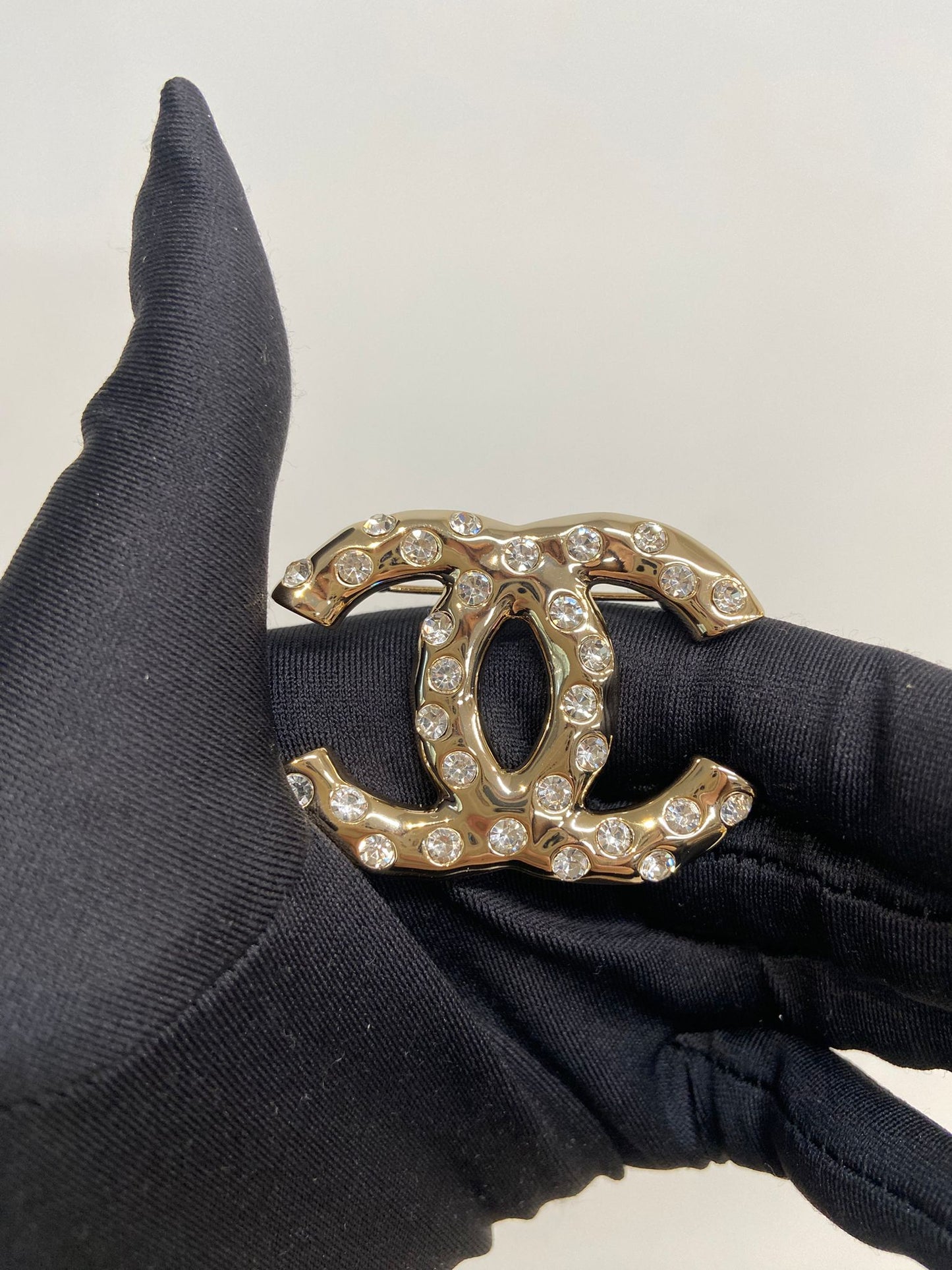 Chanel brooch 心口針