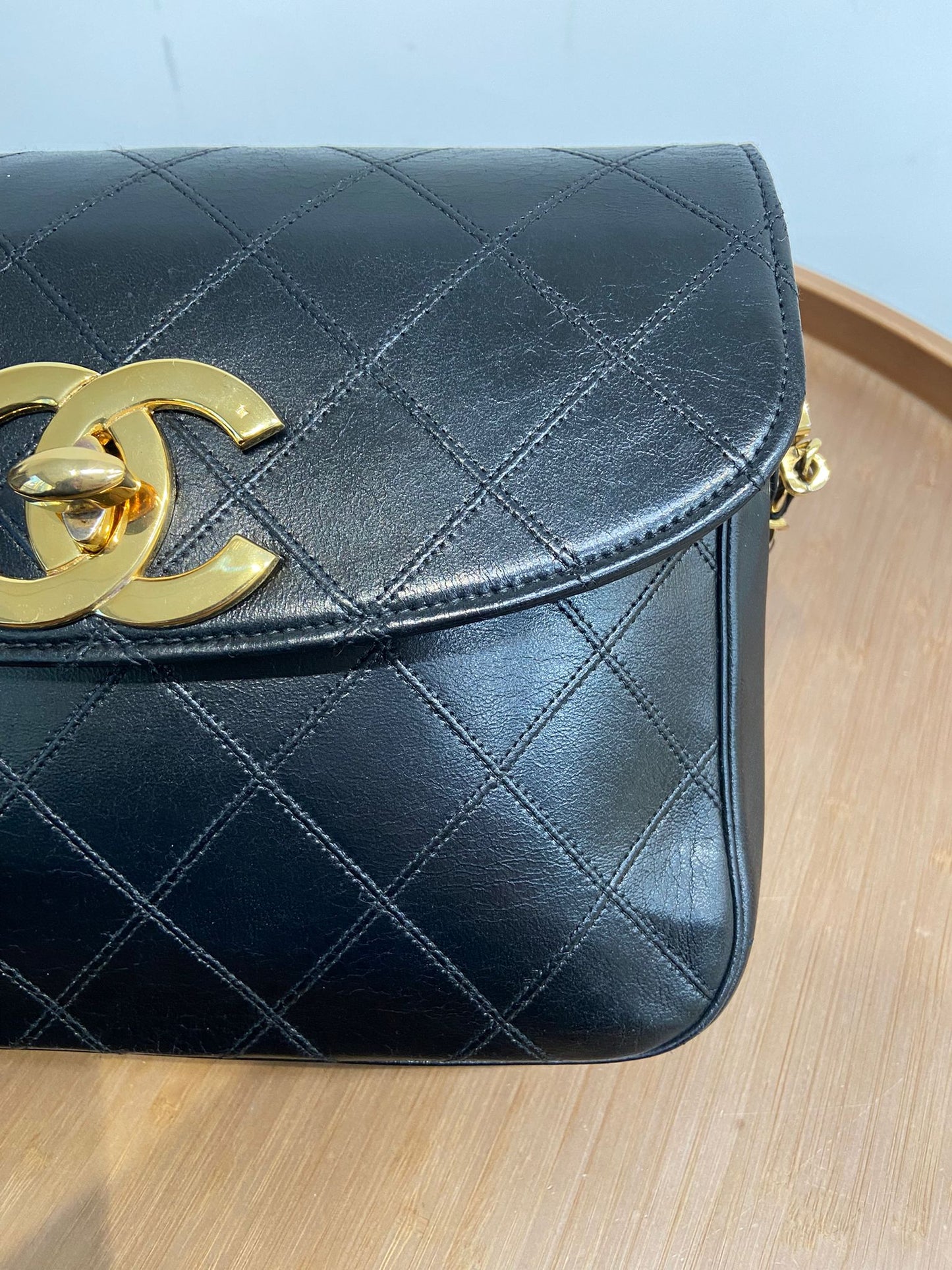 Chanel 黑金大cc扣信封包
