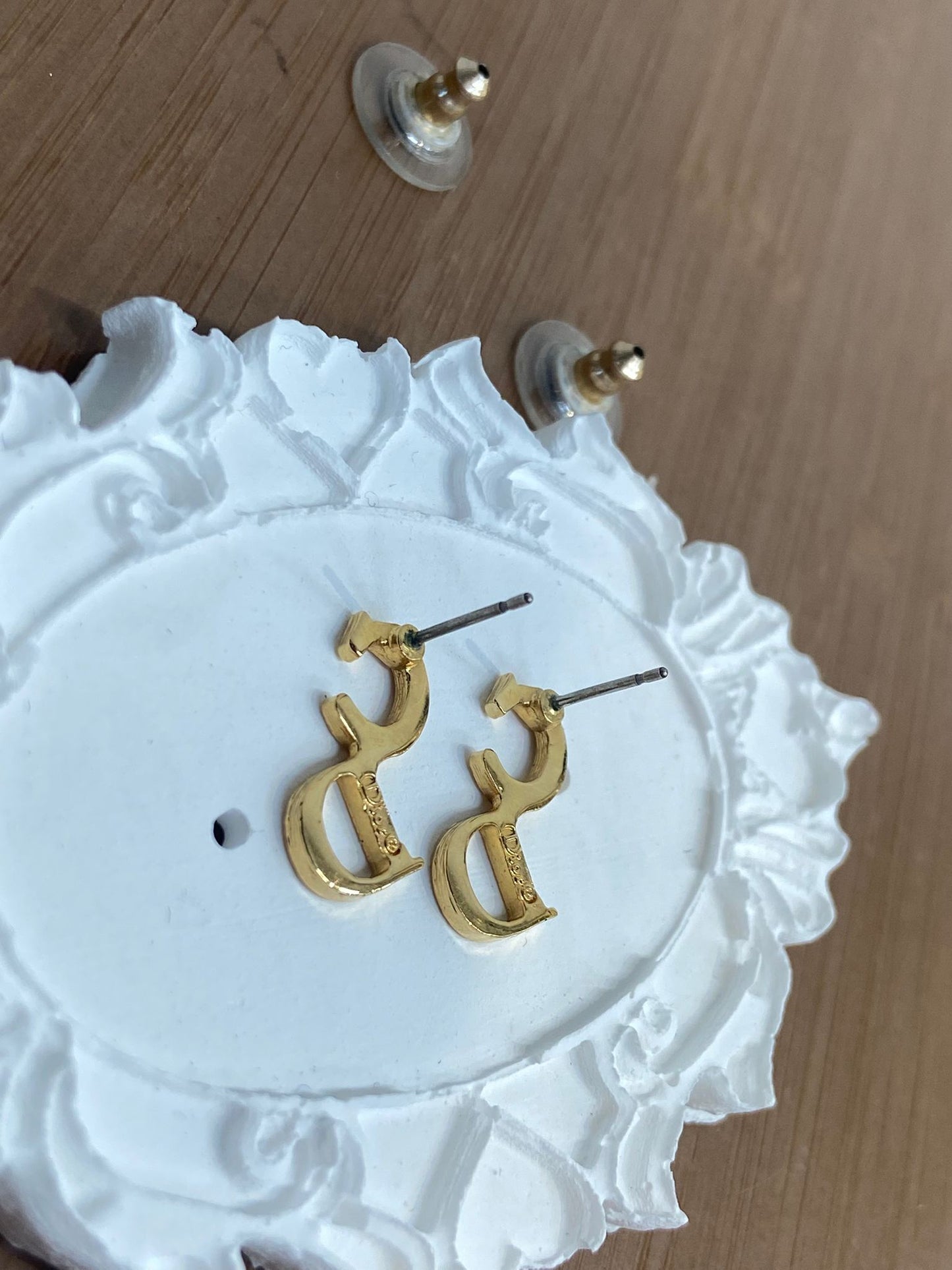 Dior CD 金色耳環