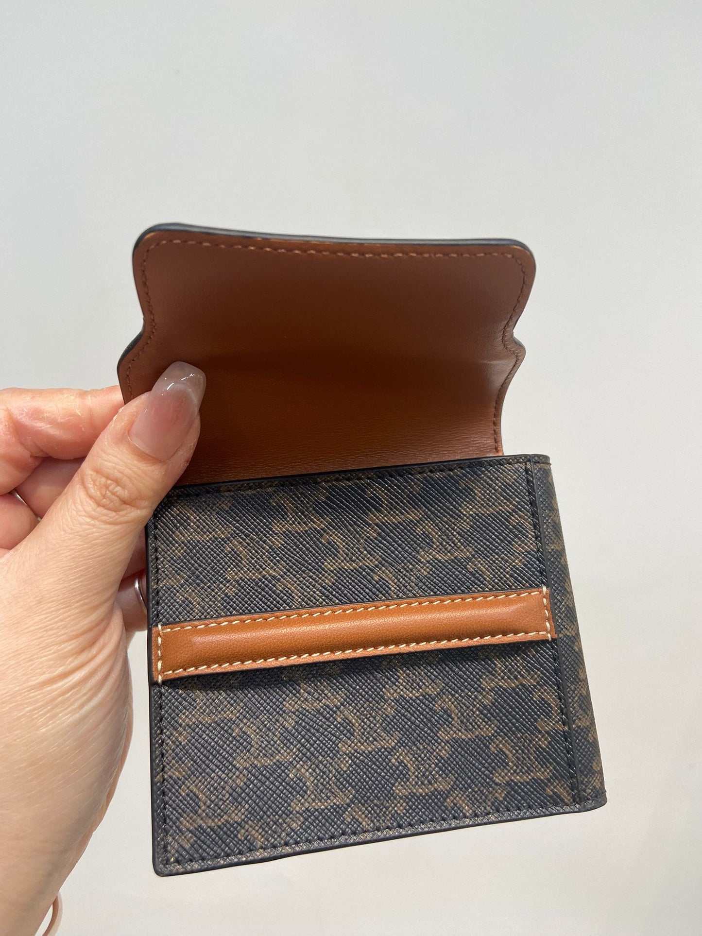 CELINE 凱旋門老花銀包