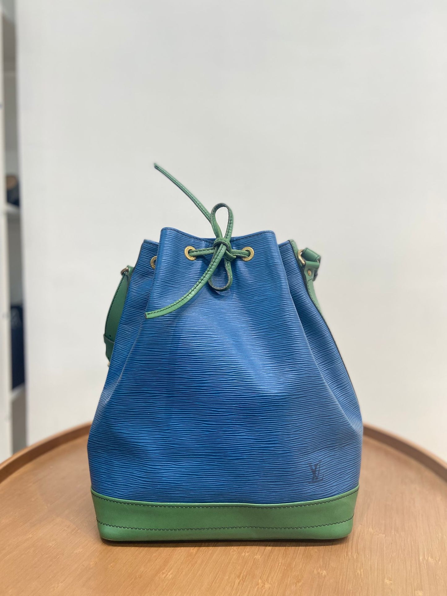 LV EPI拼色水桶袋