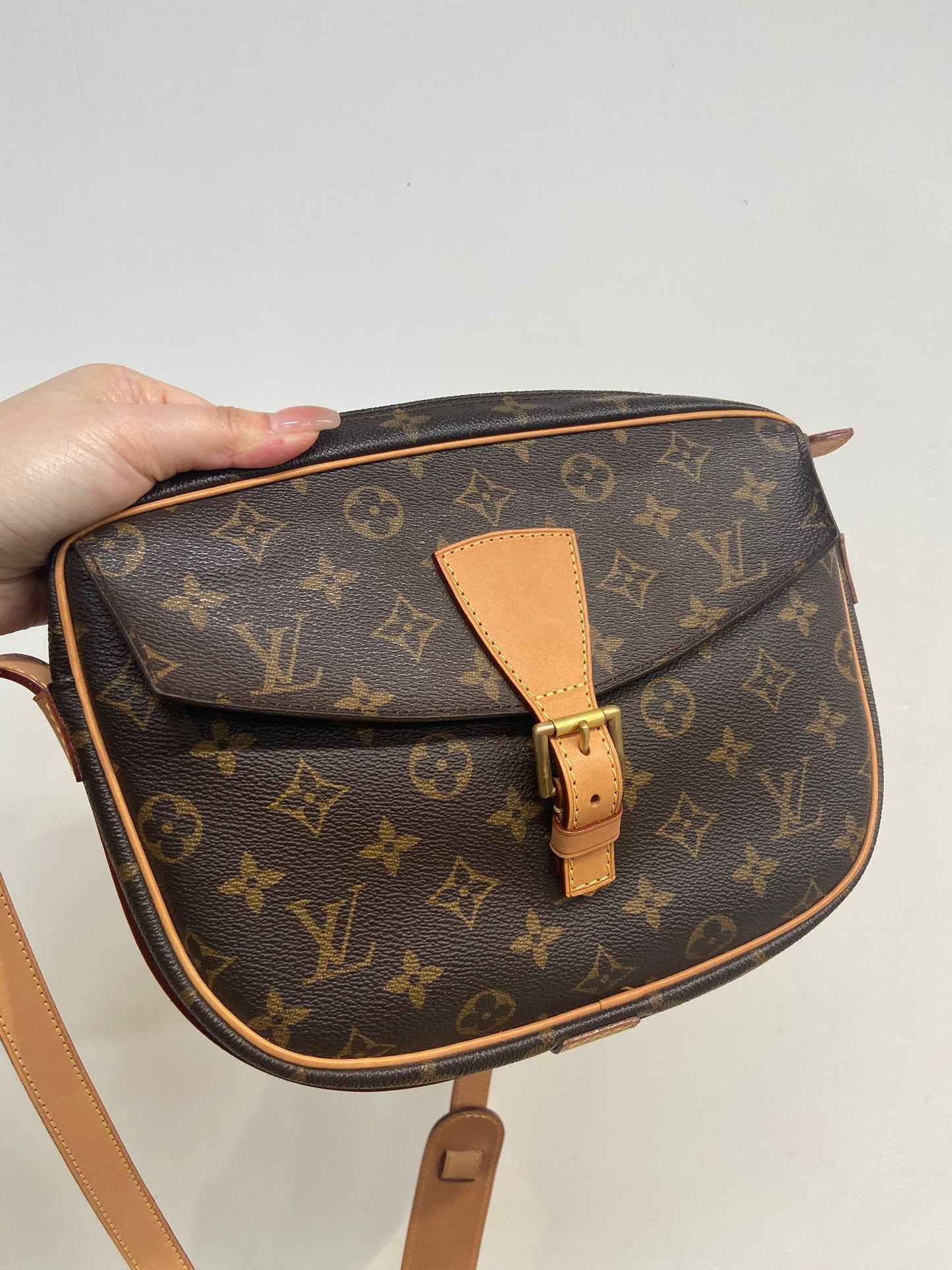 LV 老花馬鞍包