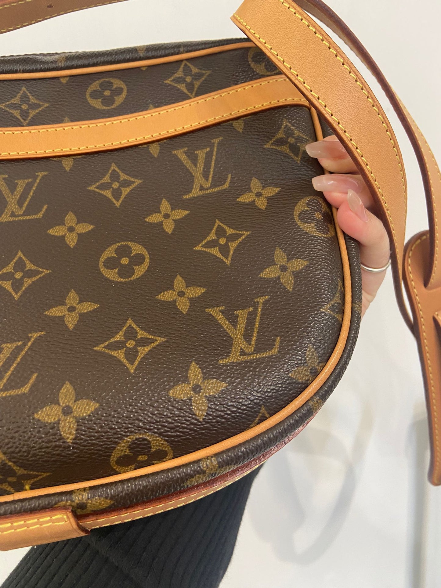 LV 老花馬鞍包