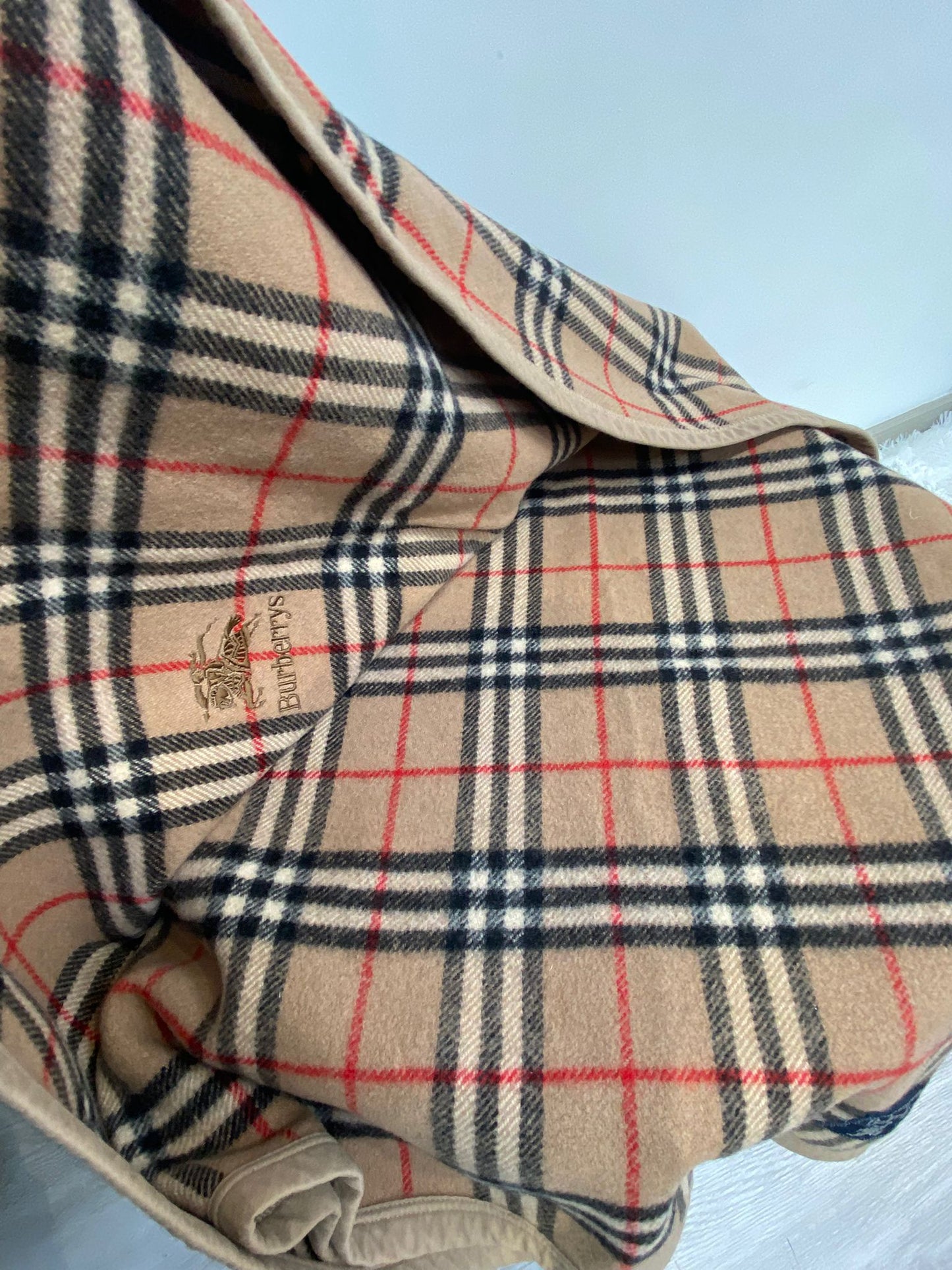 Burberry 大毛氈被