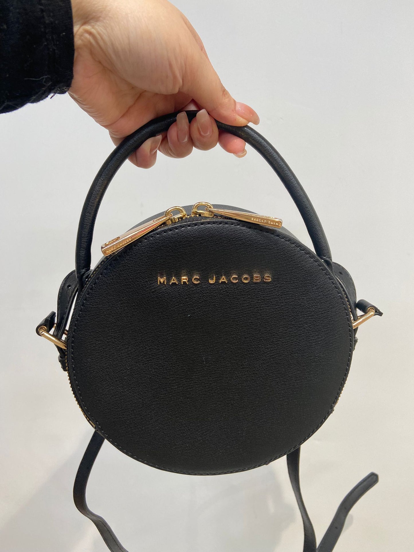 Marc Jocab 2 ways 圓餅袋