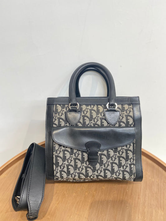 Dior 老花手提包