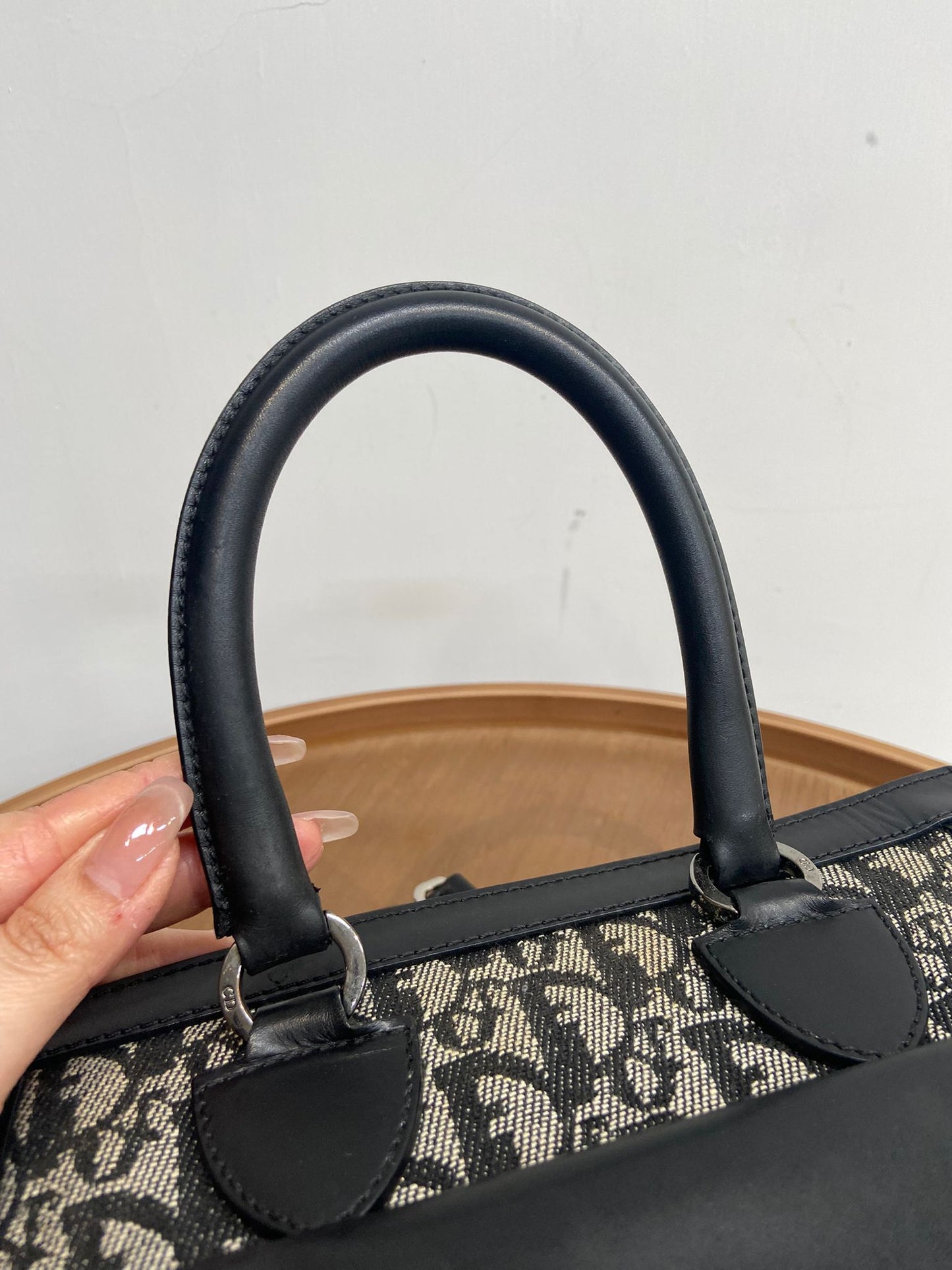 Dior 老花手提包