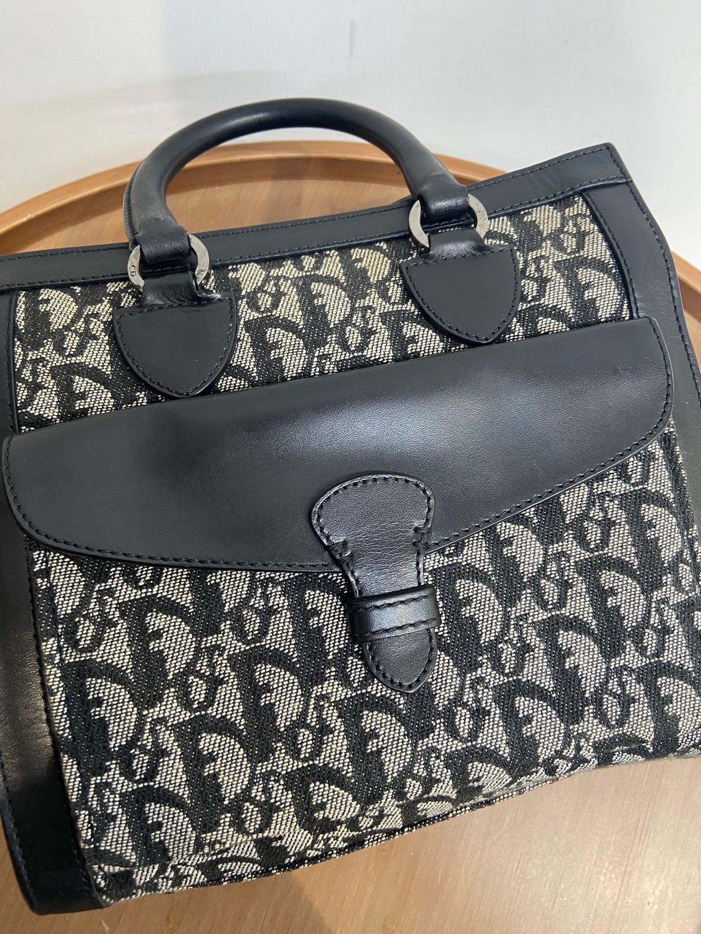 Dior 老花手提包