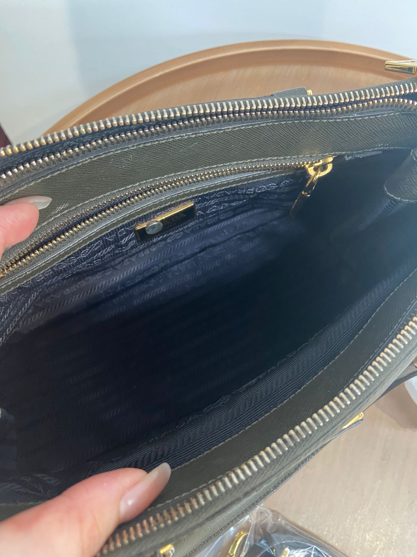 Prada galleria tote saffiano