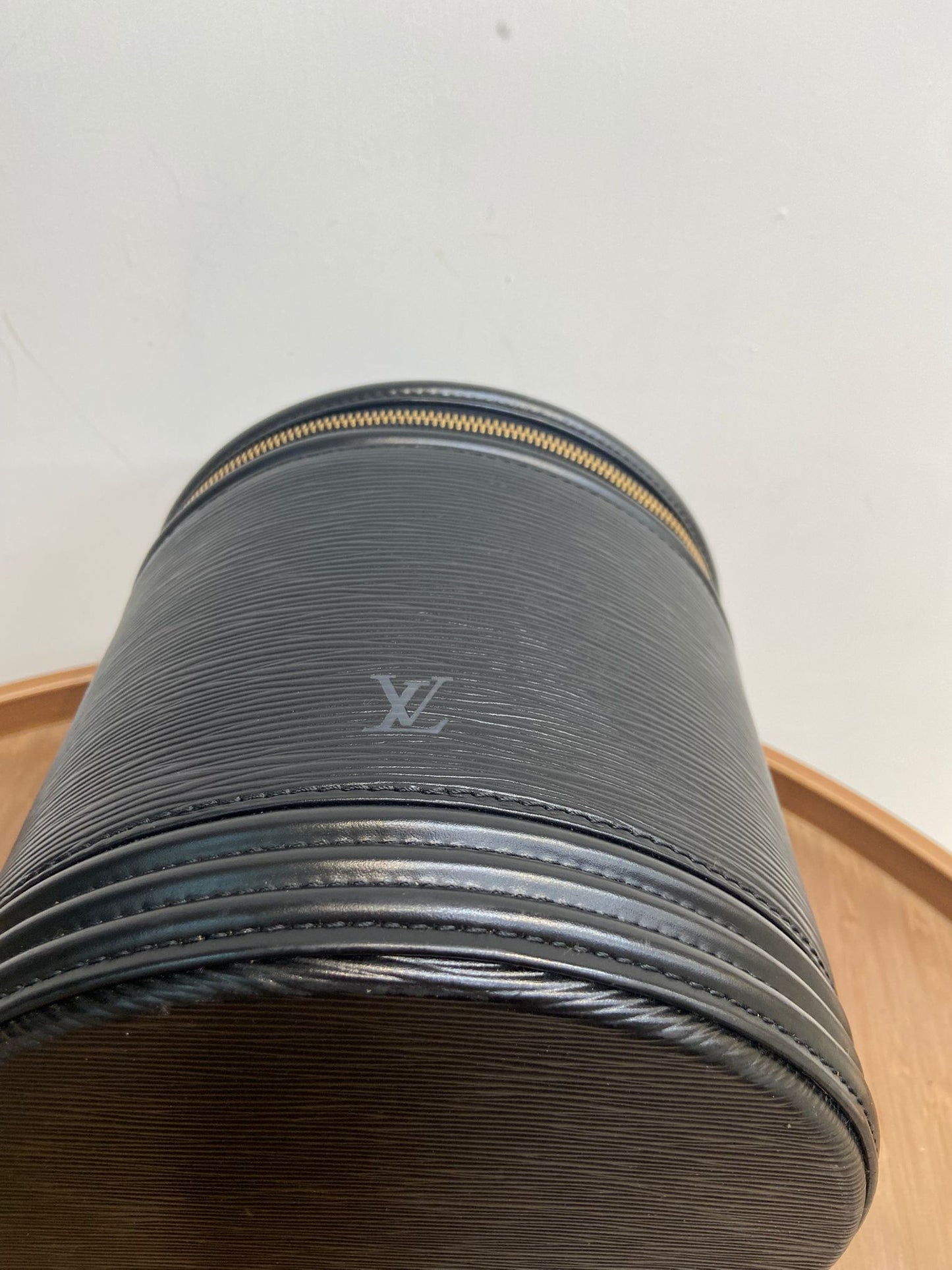 Lv EPI 發財筒