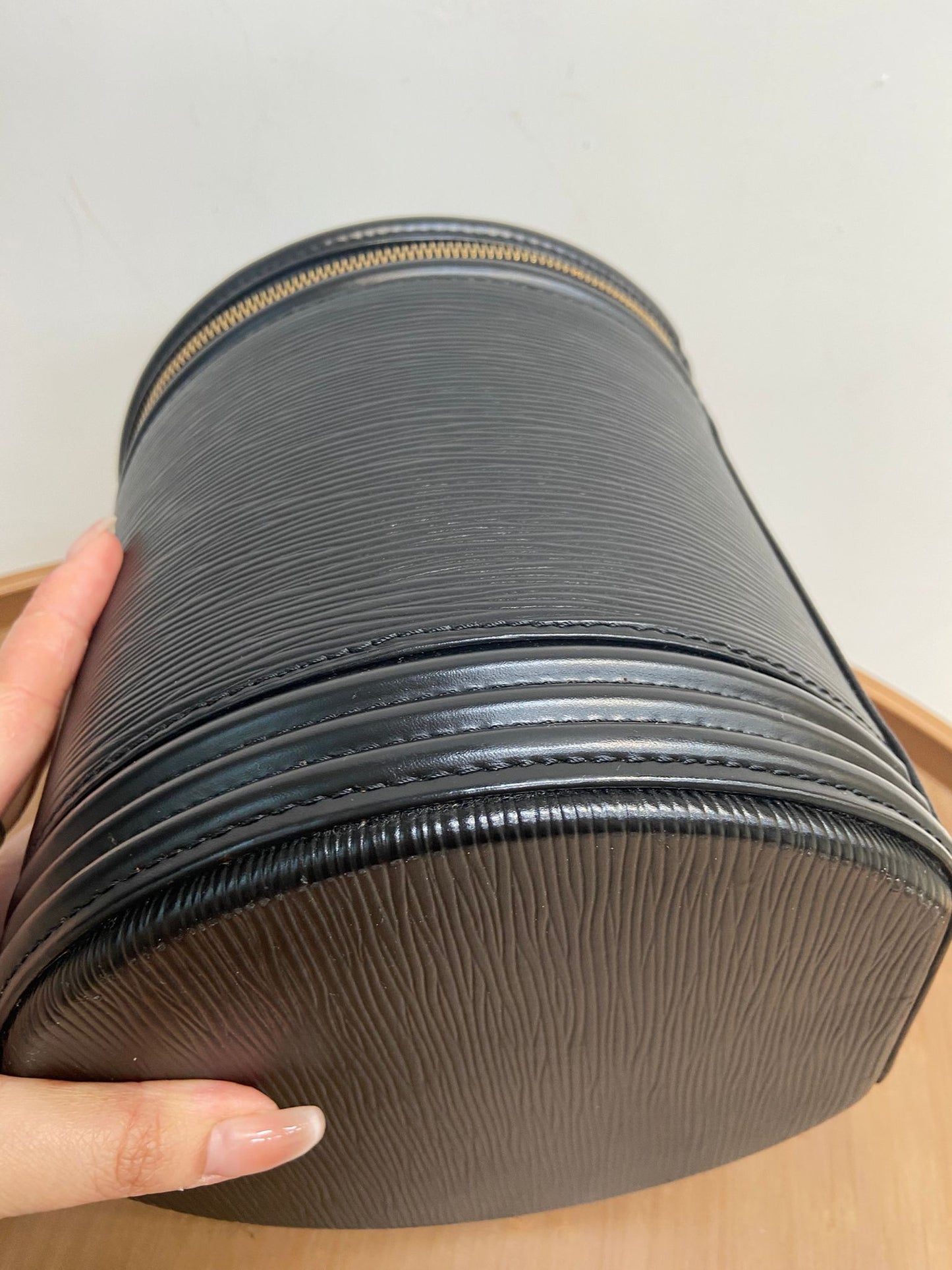 Lv EPI 發財筒