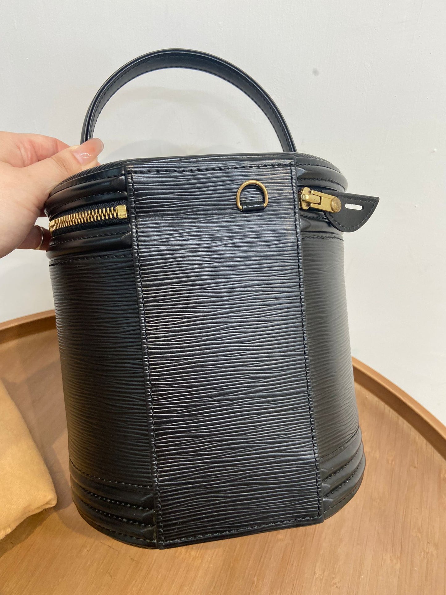 Lv EPI 發財筒
