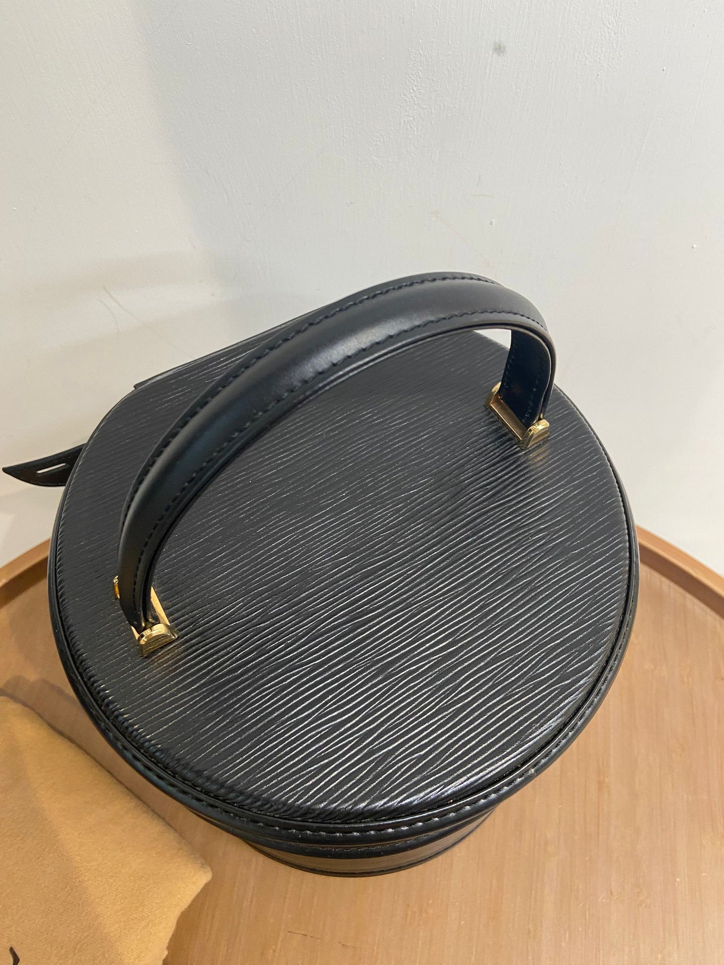 Lv EPI 發財筒