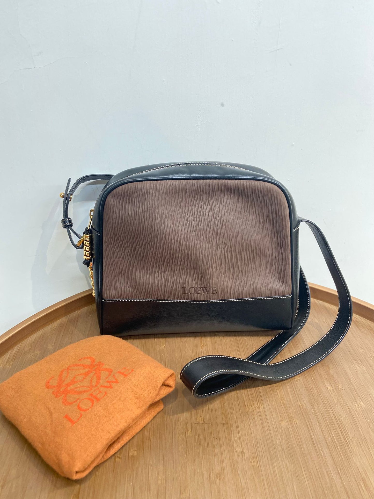Loewe 斜孭相機袋