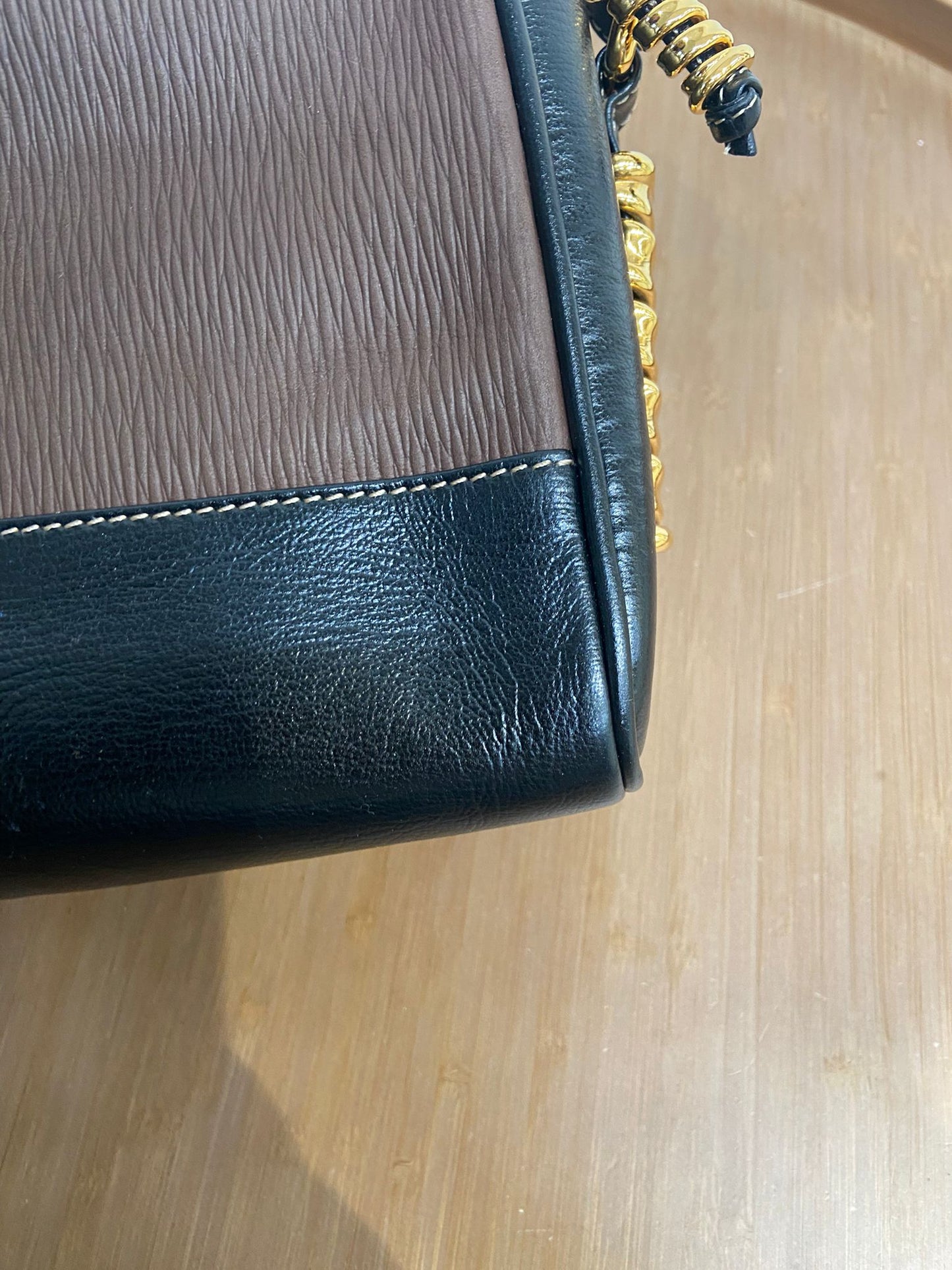 Loewe 斜孭相機袋