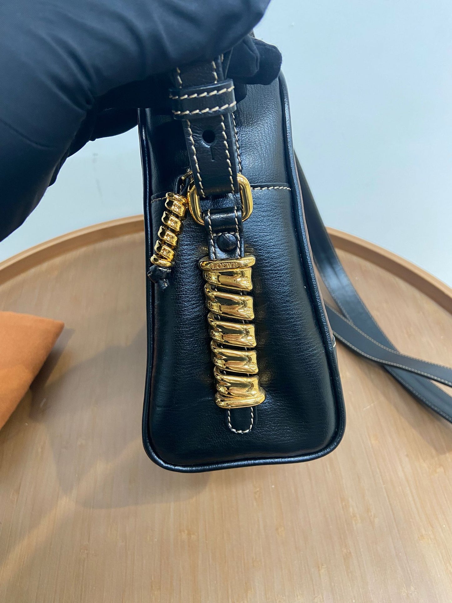 Loewe 斜孭相機袋