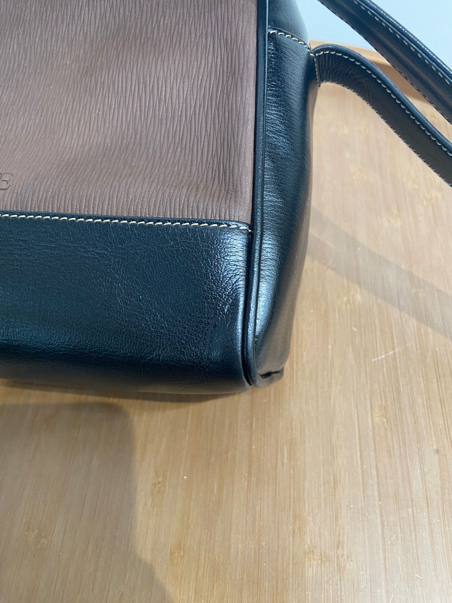Loewe 斜孭相機袋