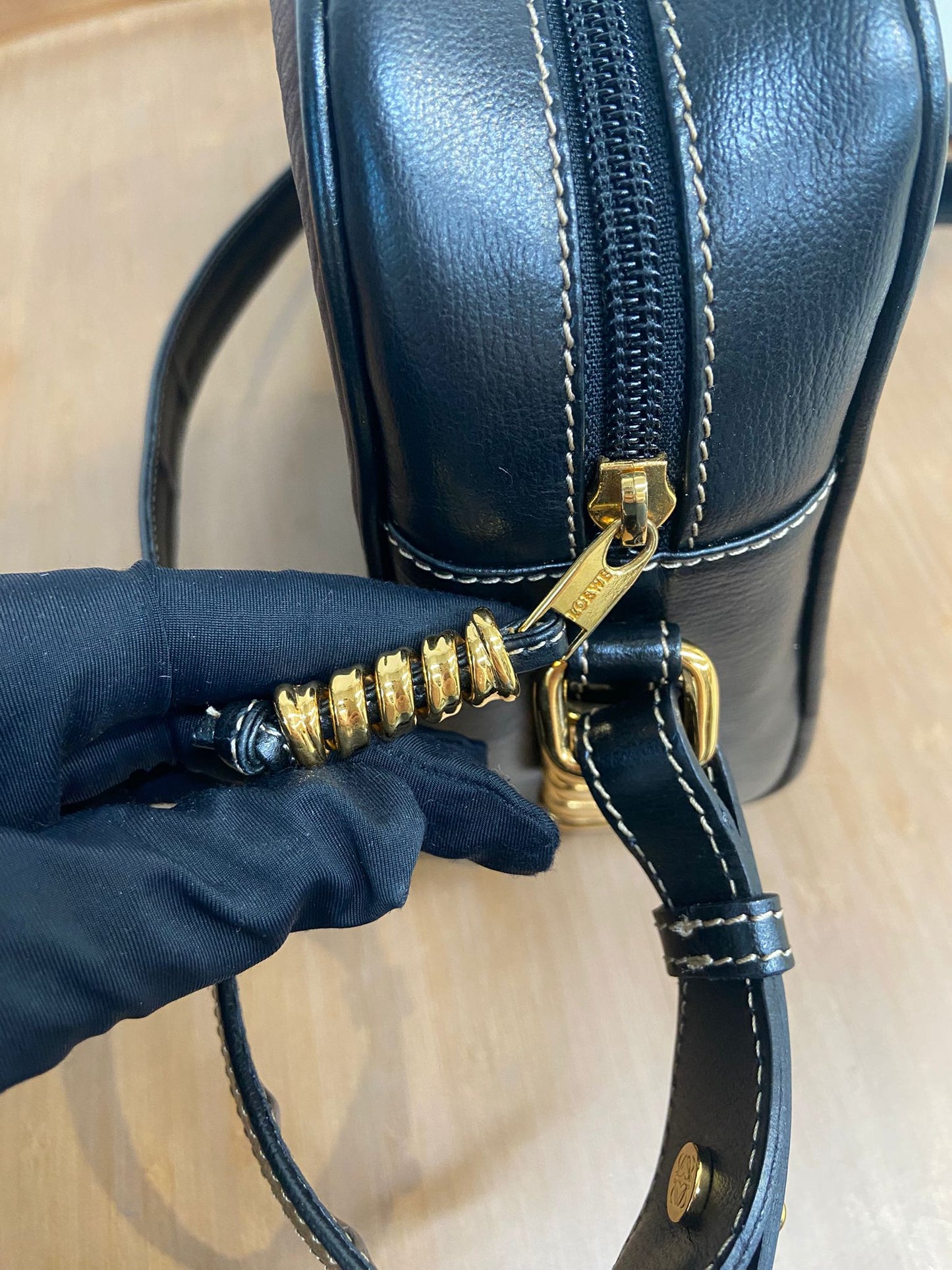 Loewe 斜孭相機袋
