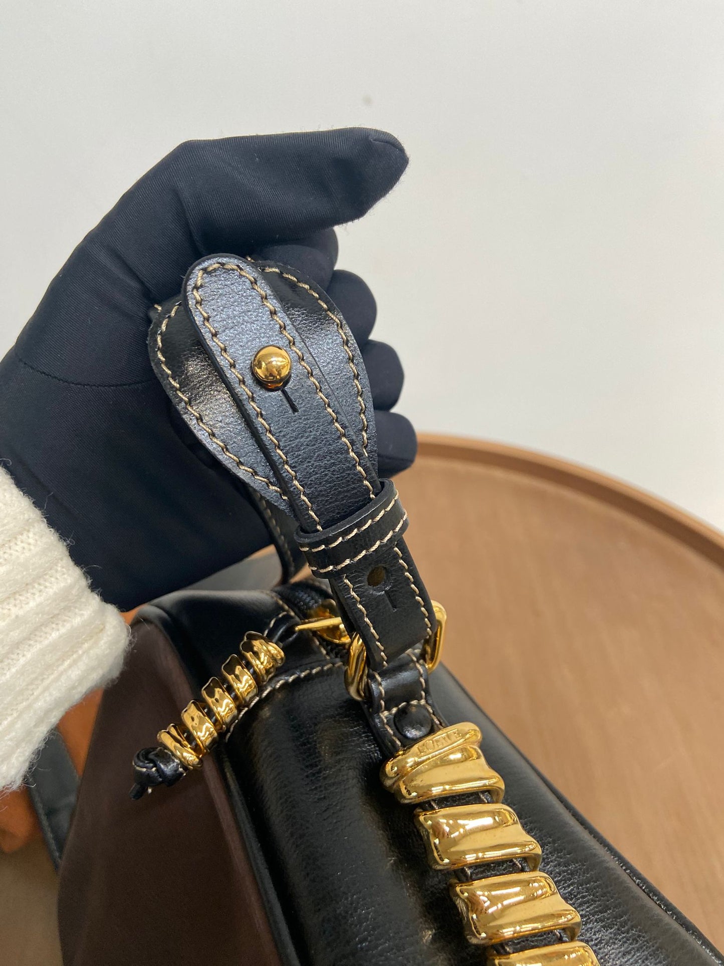 Loewe 斜孭相機袋