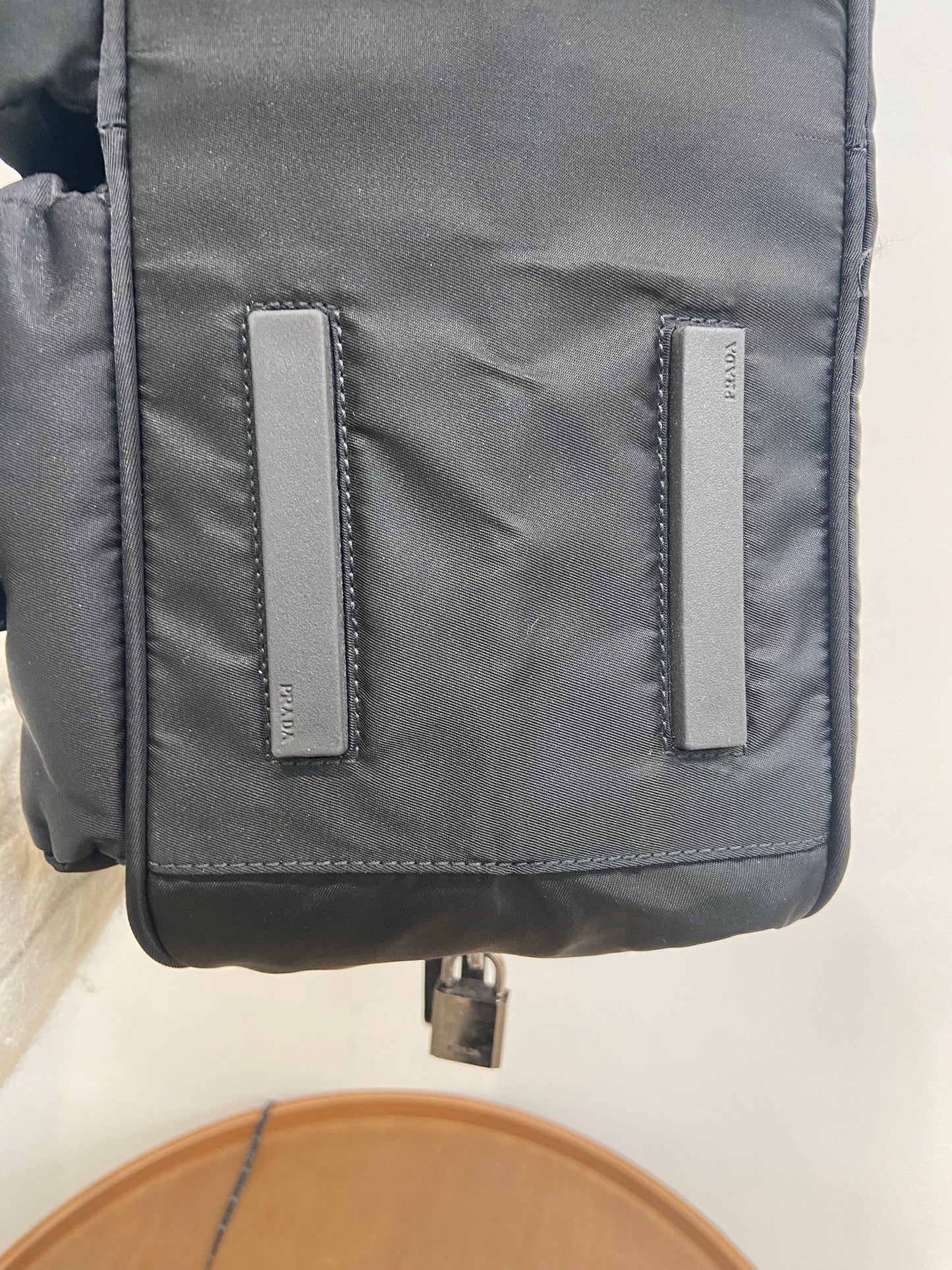 Prada nylon 單肩 保齡球袋