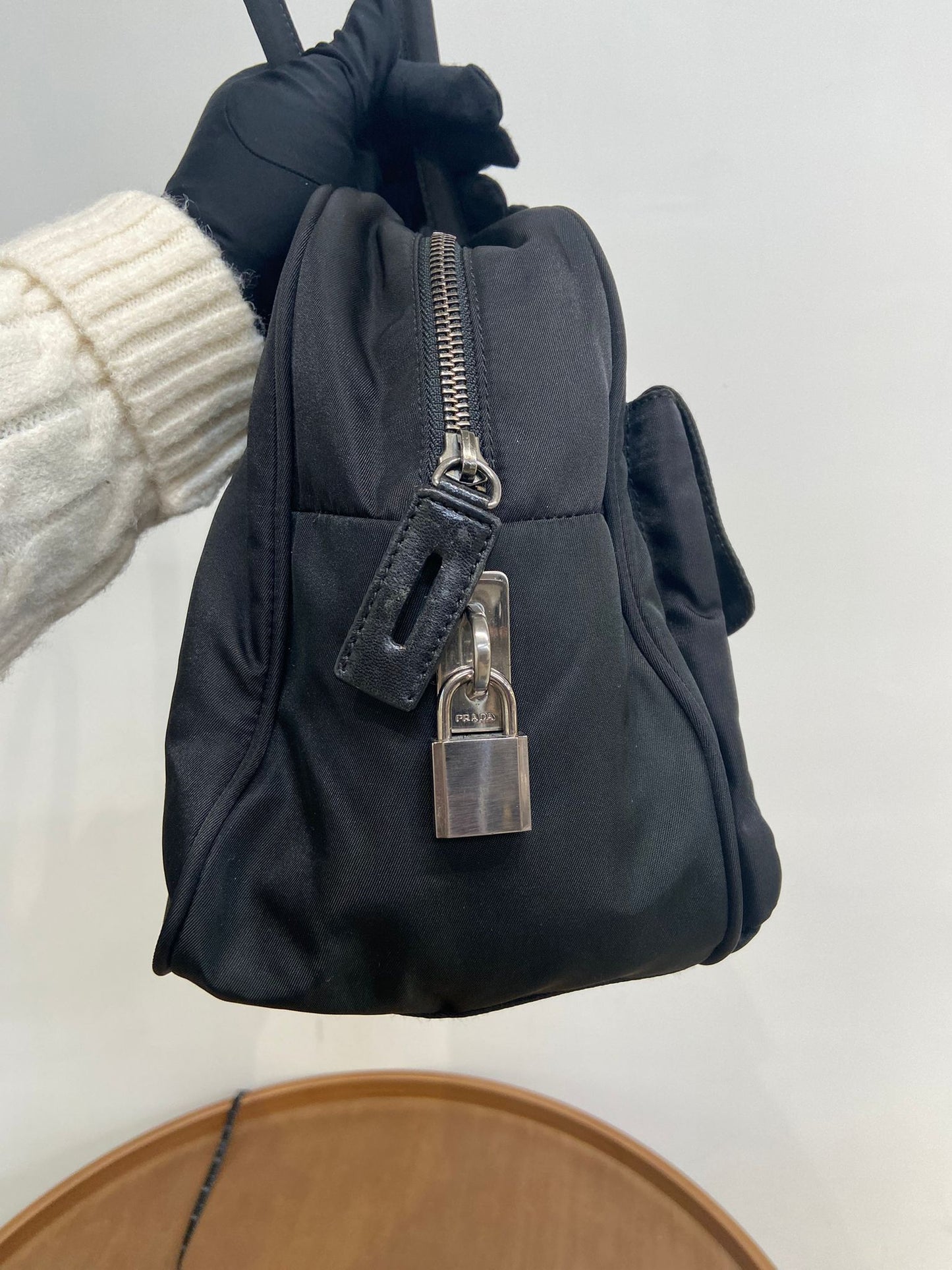 Prada nylon 單肩 保齡球袋