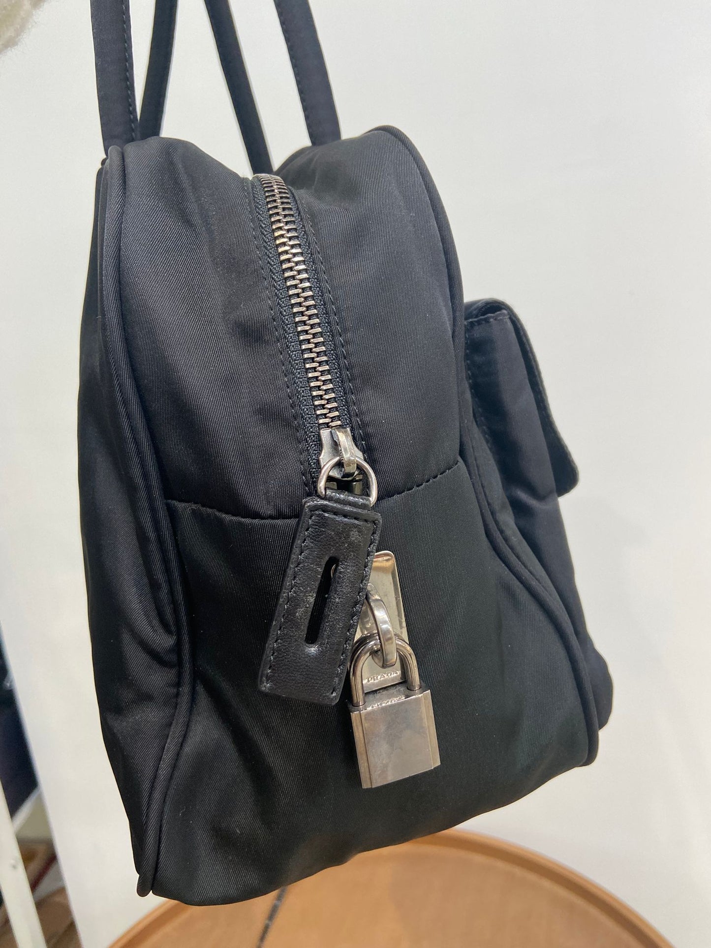 Prada nylon 單肩 保齡球袋