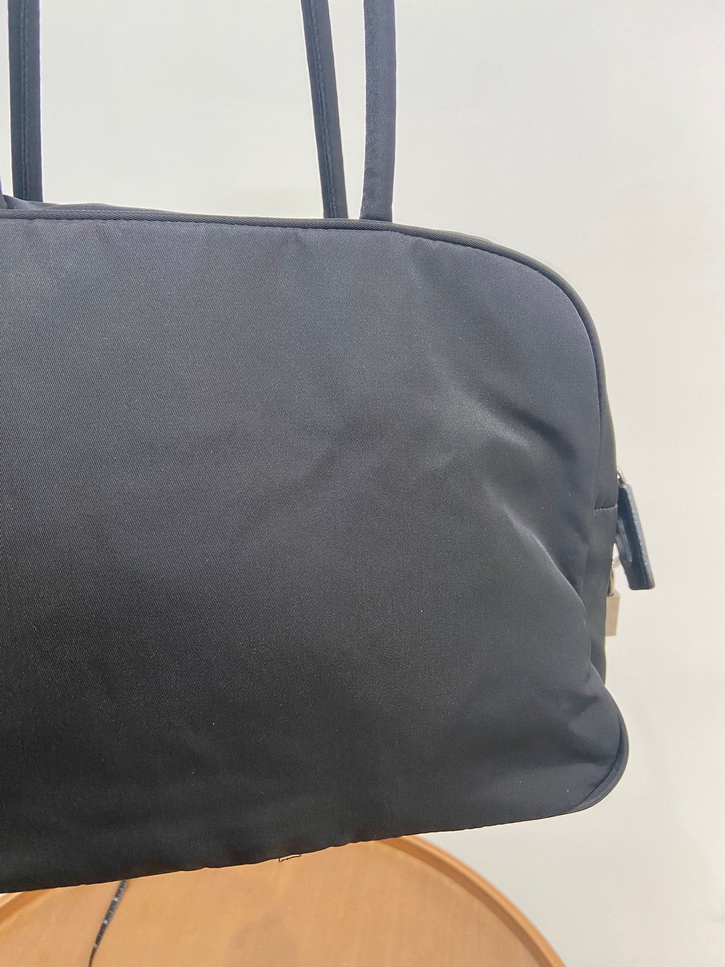 Prada nylon 單肩 保齡球袋