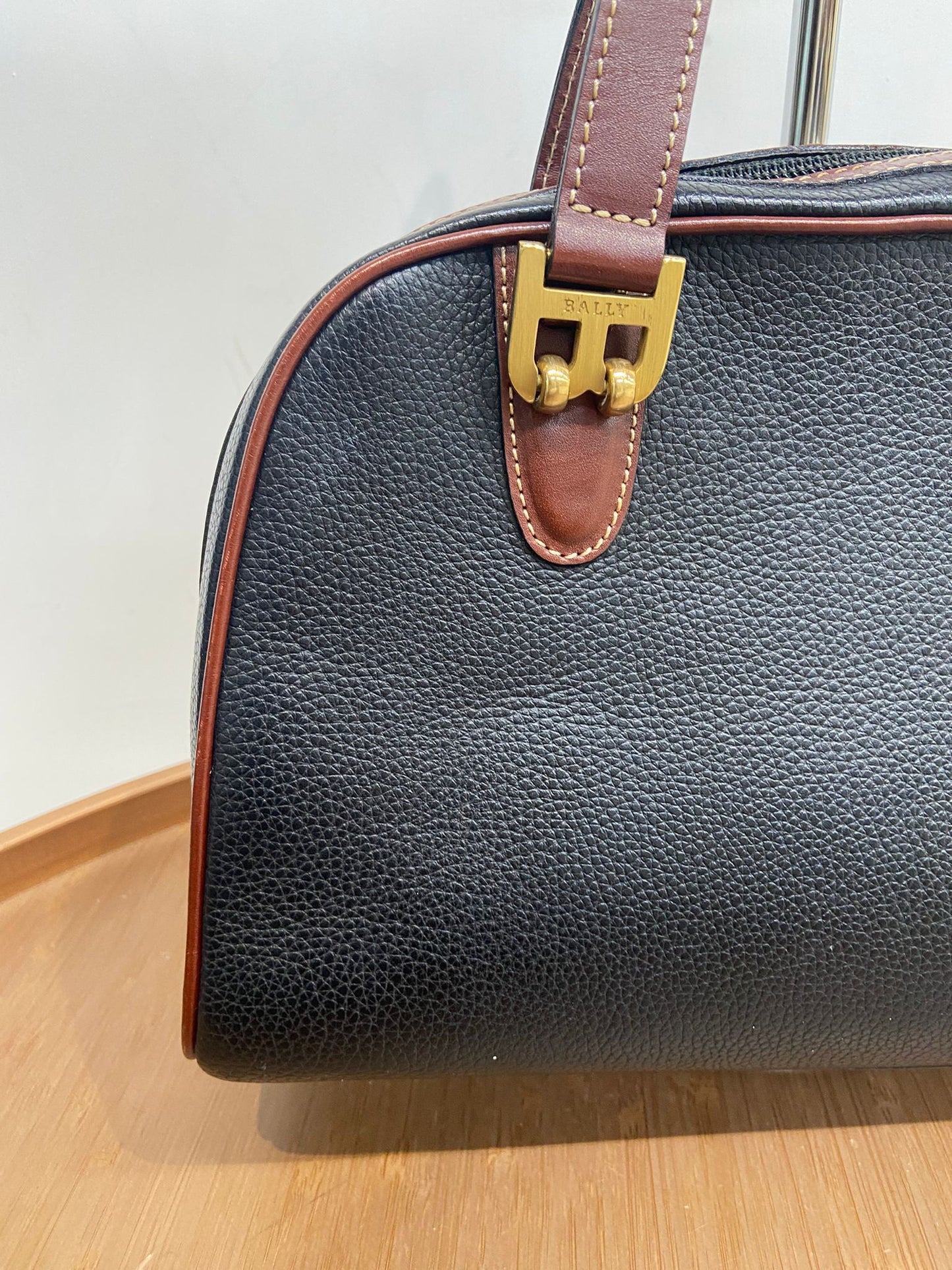 Bally 保齡球單肩包
