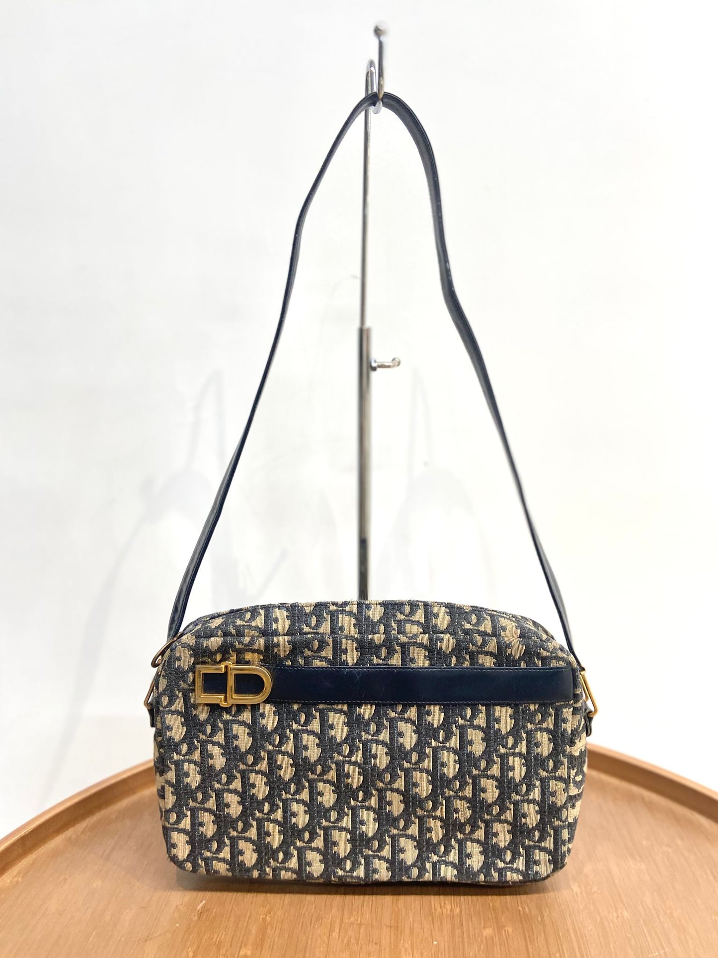 Dior 老花相機單肩包